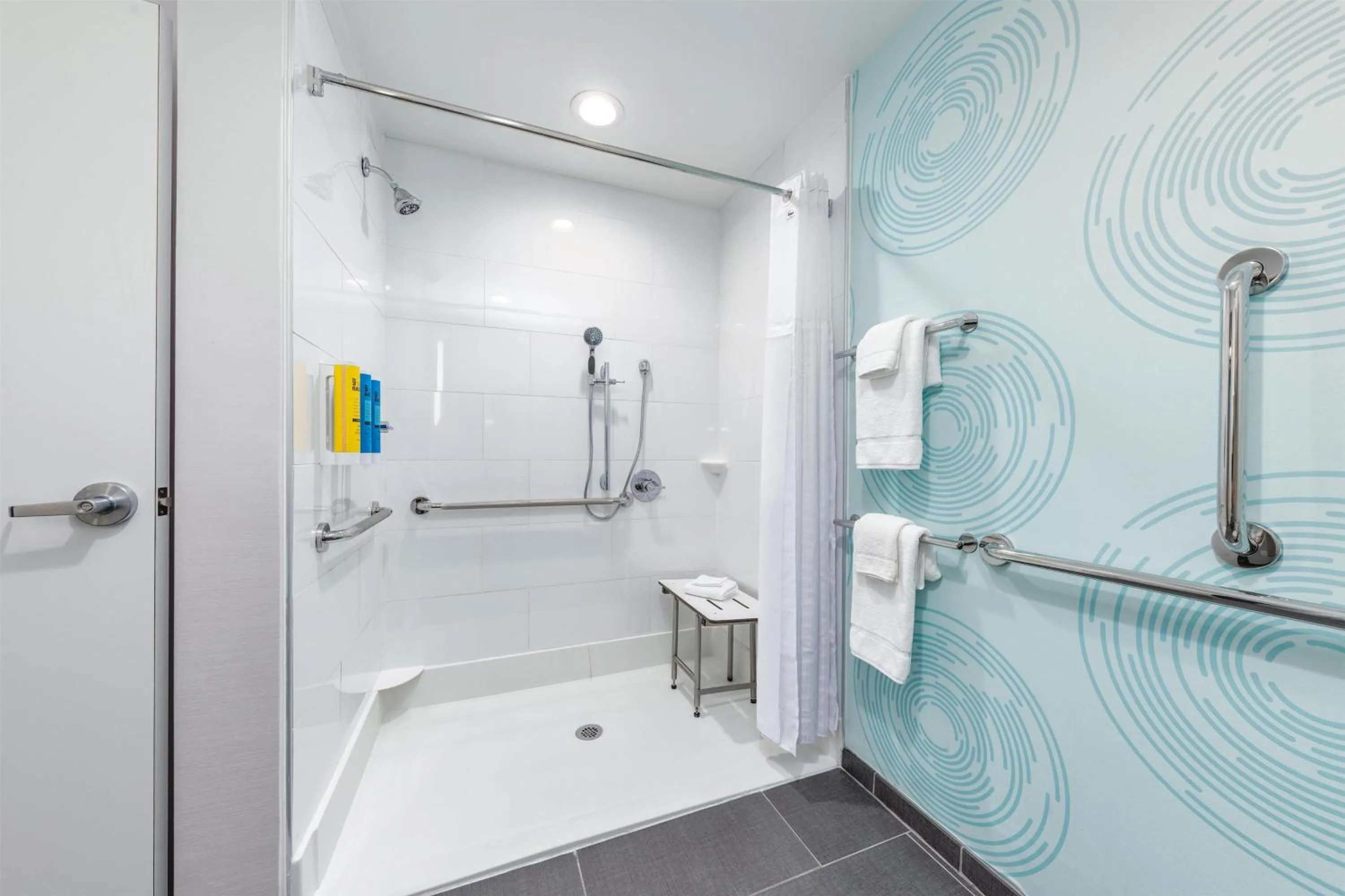 Bathroom in Tru By Hilton The Colony