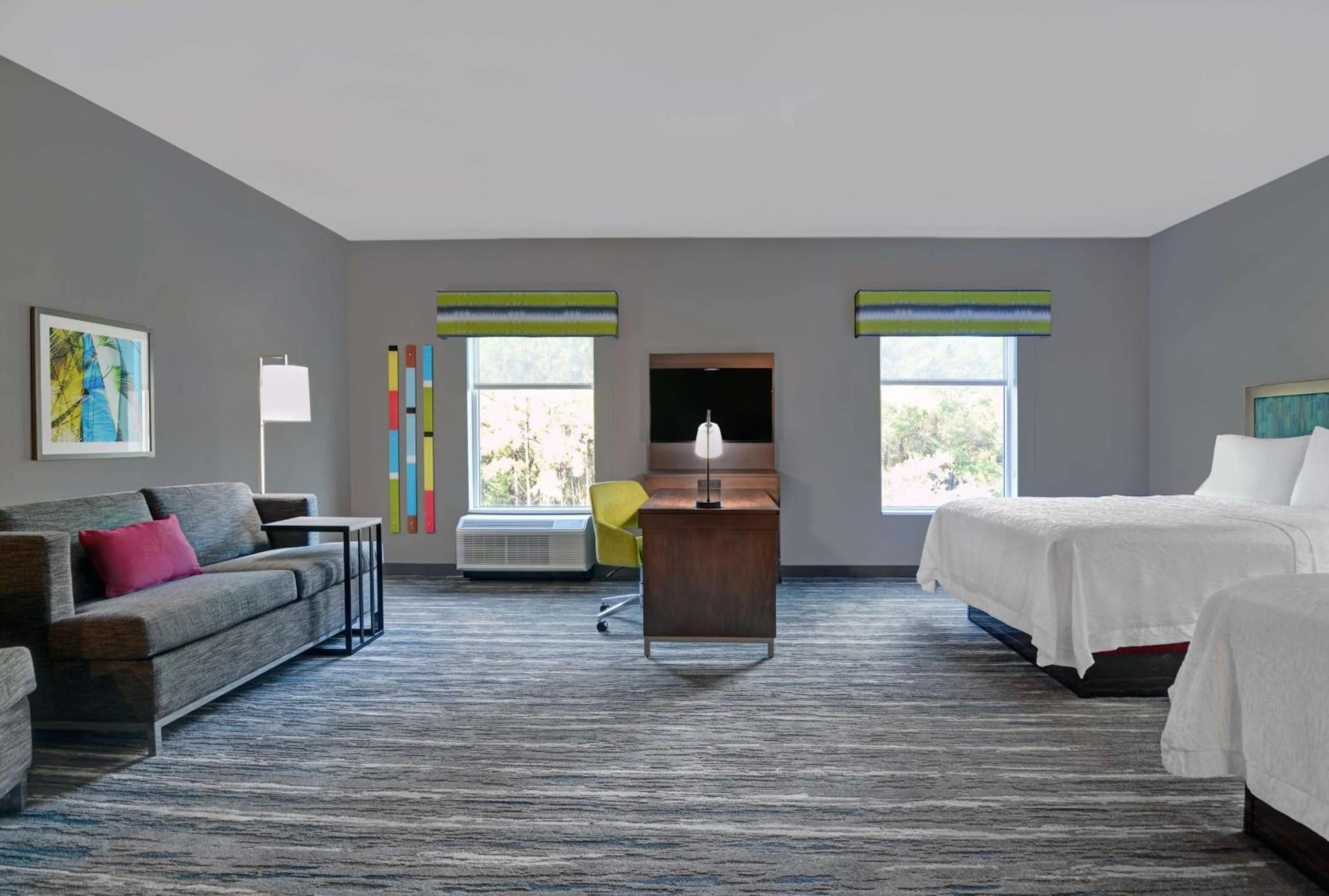 Bedroom, Bed in Hampton Inn And Suites Macclenny I-10