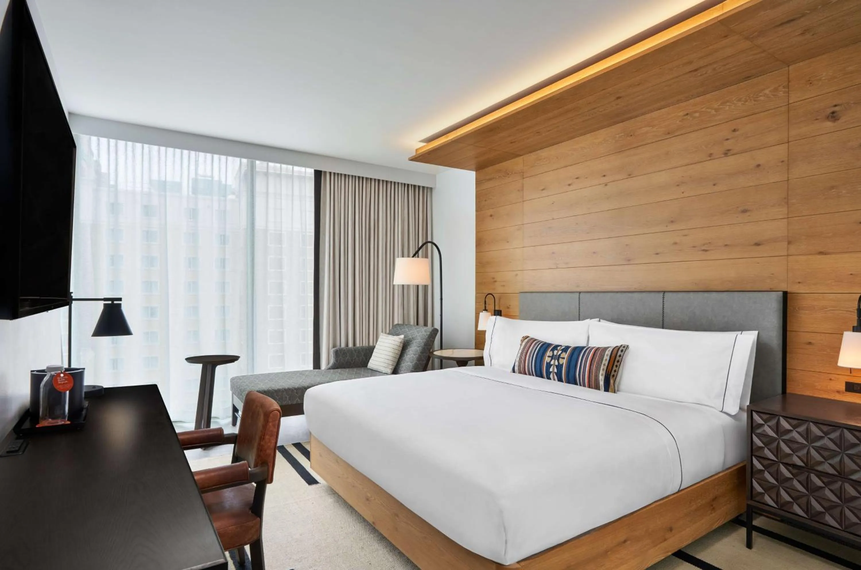 Bedroom, Bed in Canopy By Hilton San Antonio Riverwalk