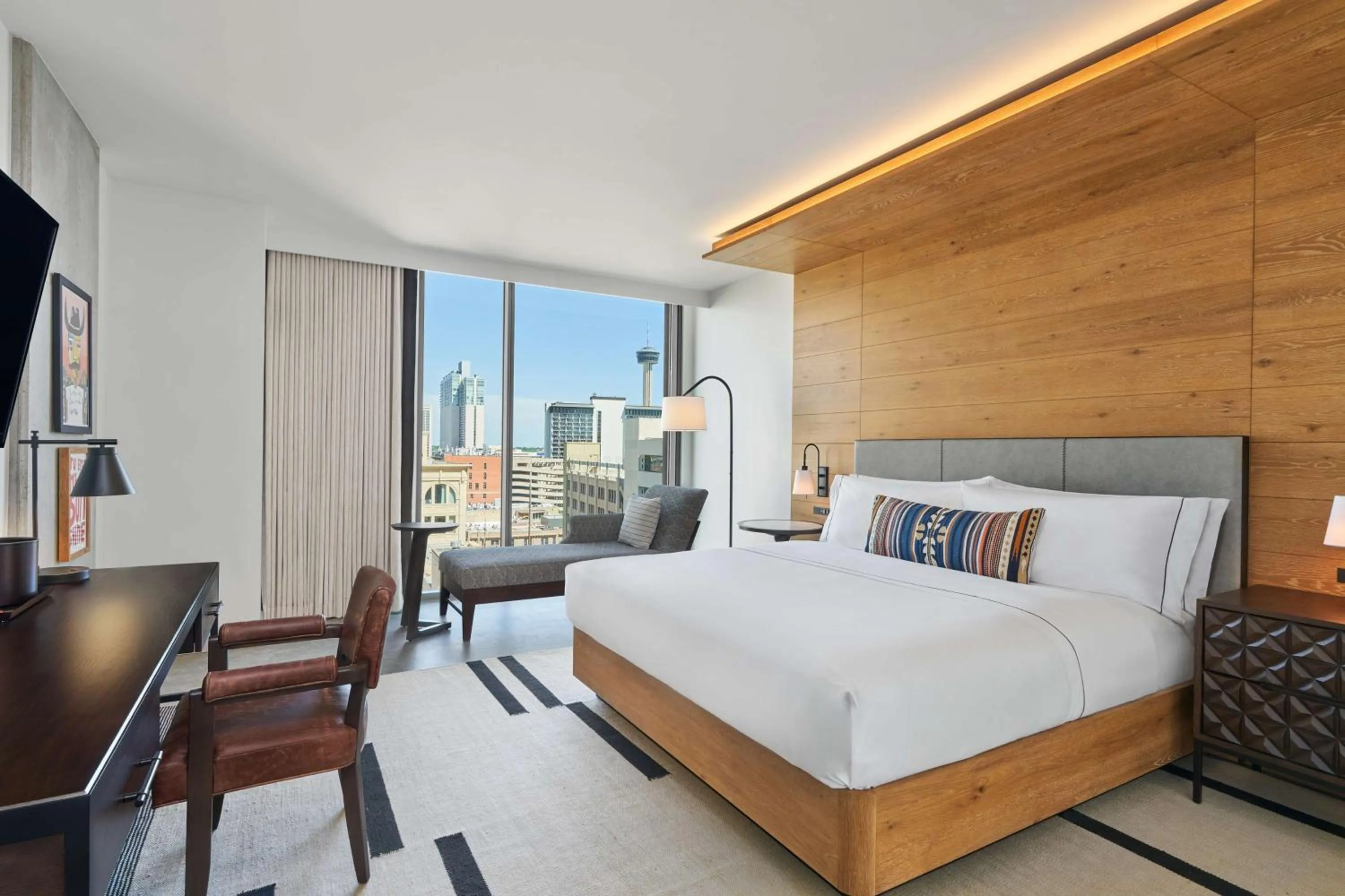 Bedroom, Bed in Canopy By Hilton San Antonio Riverwalk