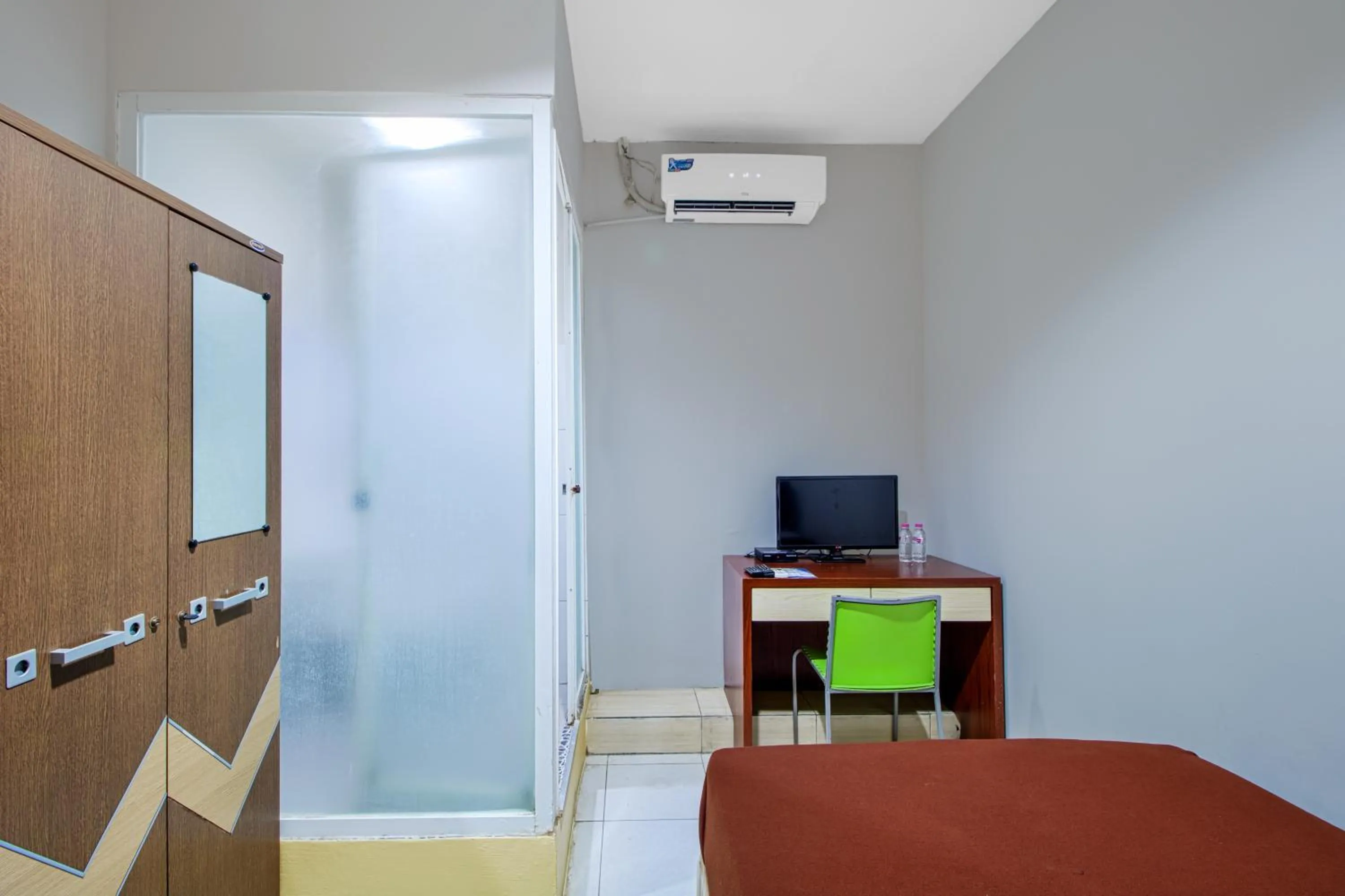 Bed in Griya Stadion