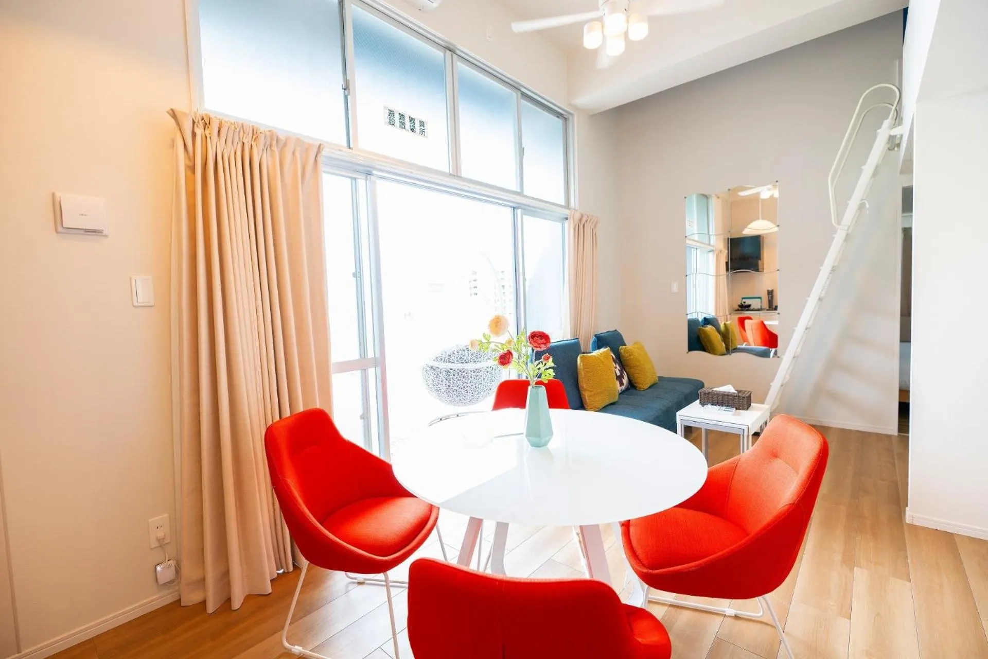 Living room in Hotel Tomas Asahibashi Station