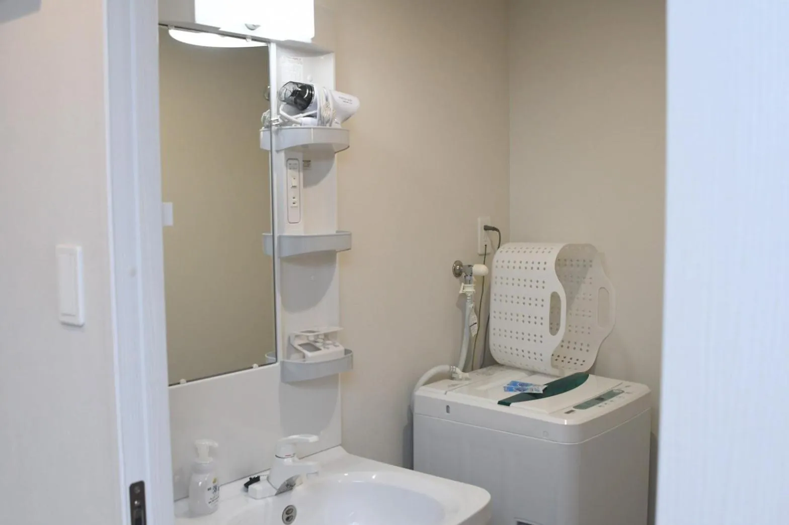 washing machine in Hotel Tomas Asahibashi Station