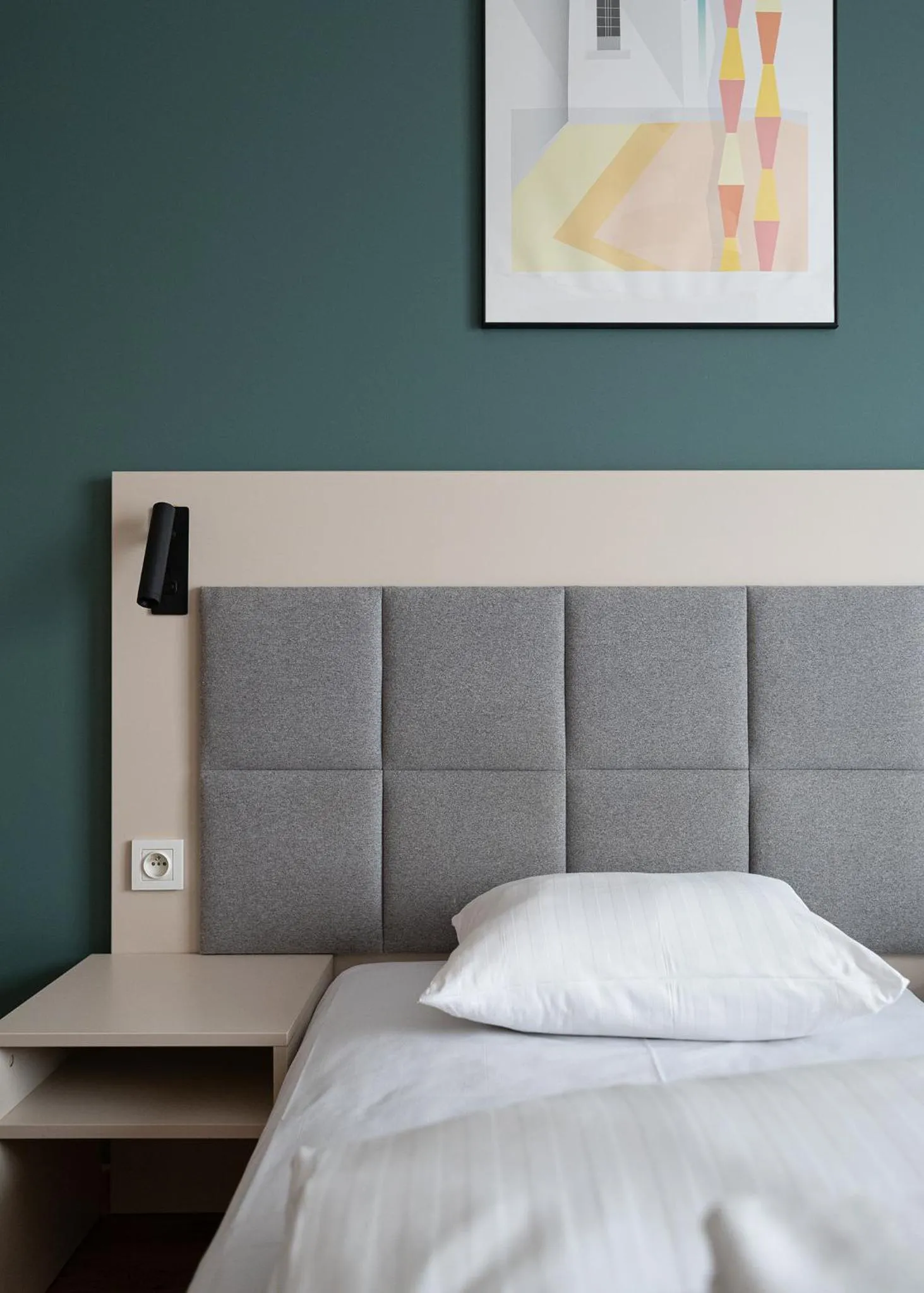 Bed in RentPlanet - Apartamenty Wolska