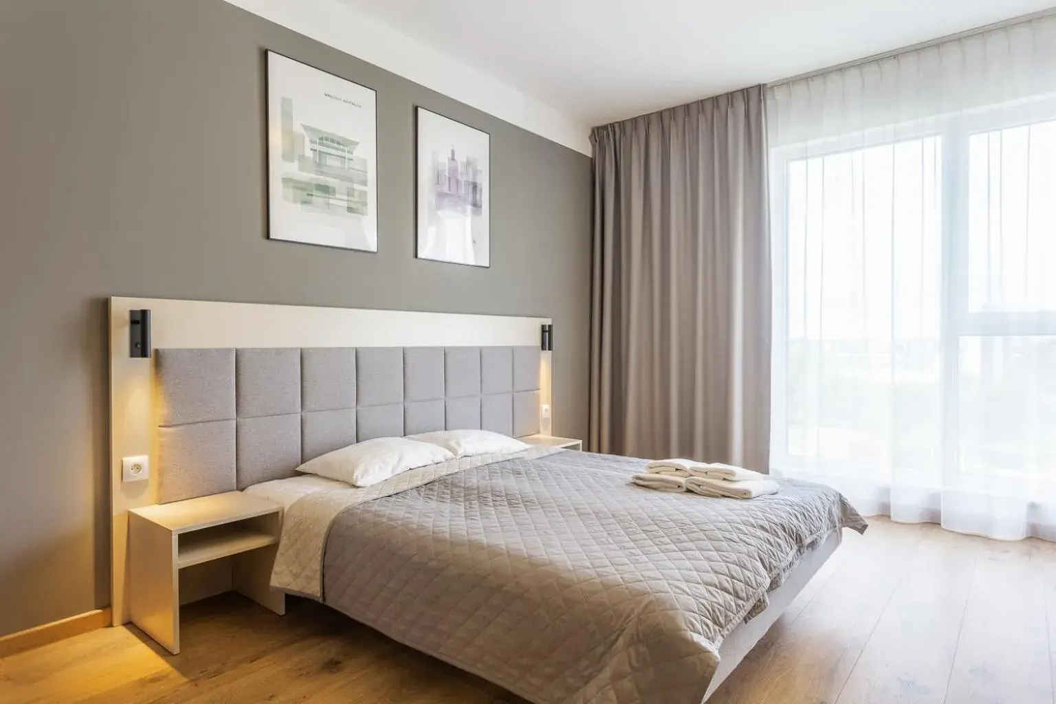 Bedroom, Bed in RentPlanet - Apartamenty Wolska Bedroom, Bed in RentPlanet - Apartamenty Wolska