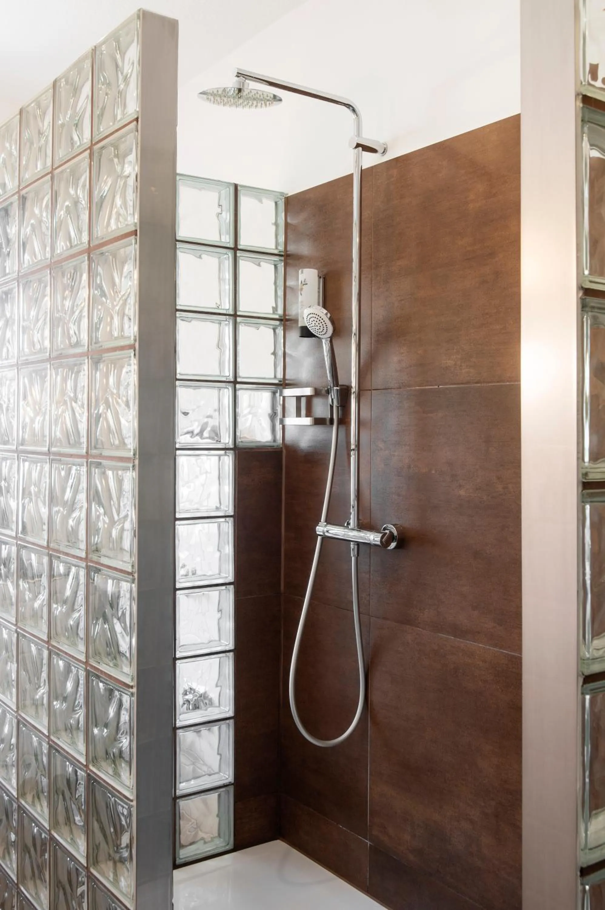 Shower in Werners Boutique Hotel