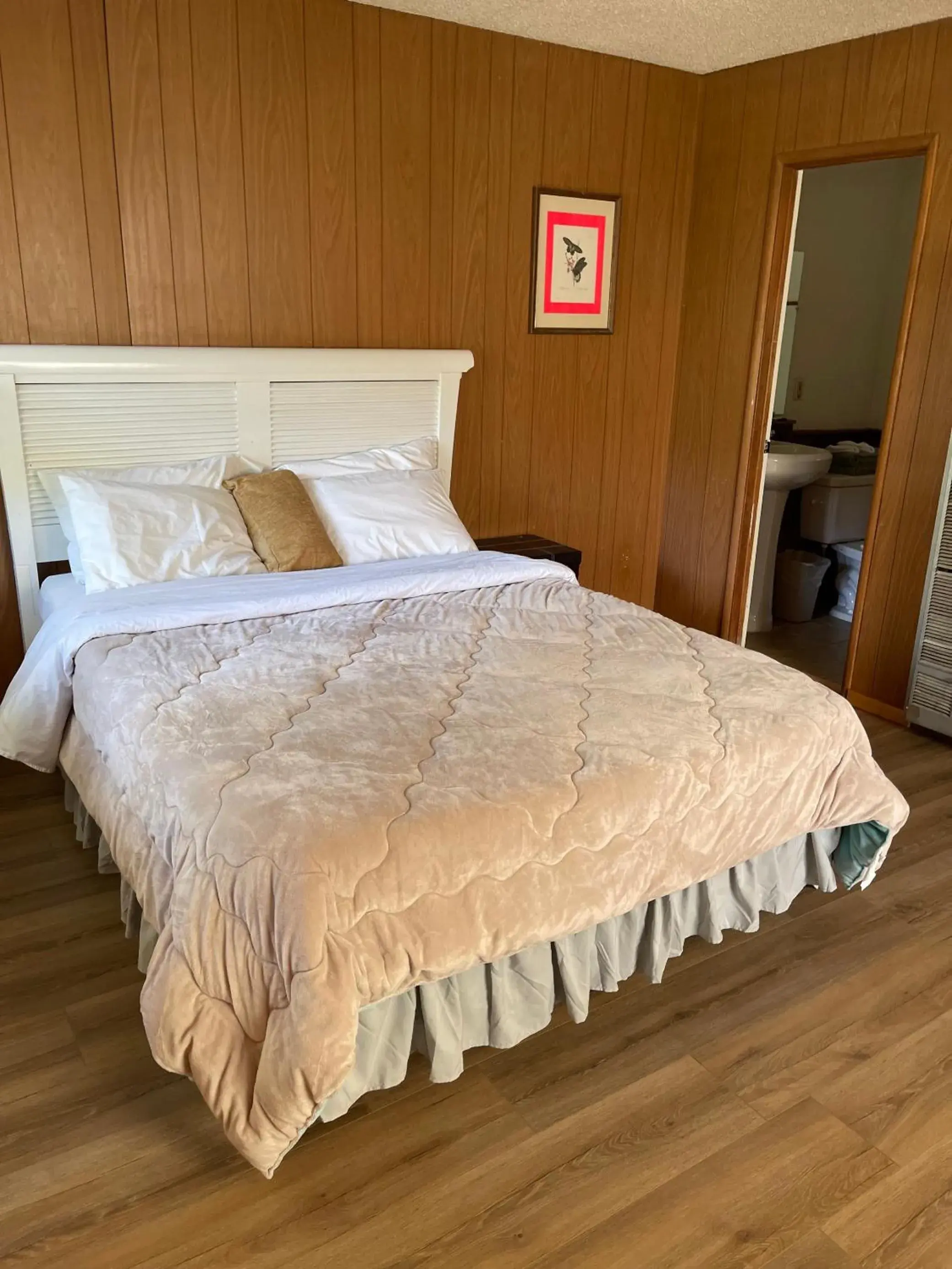 Double Room in Mountain View Cabins Double Room in Mountain View Cabins