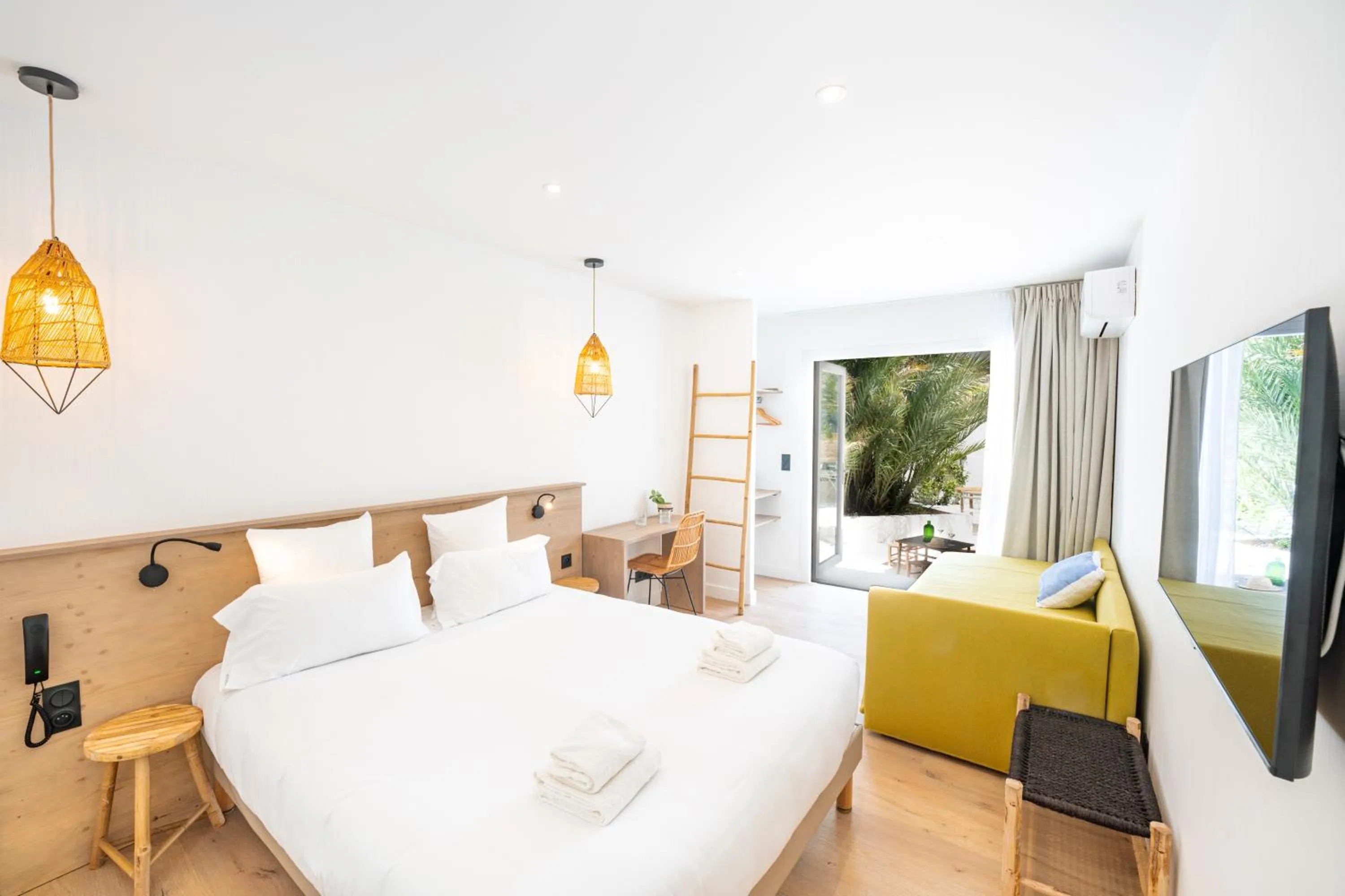 Bed in Hôtel Casa Marina