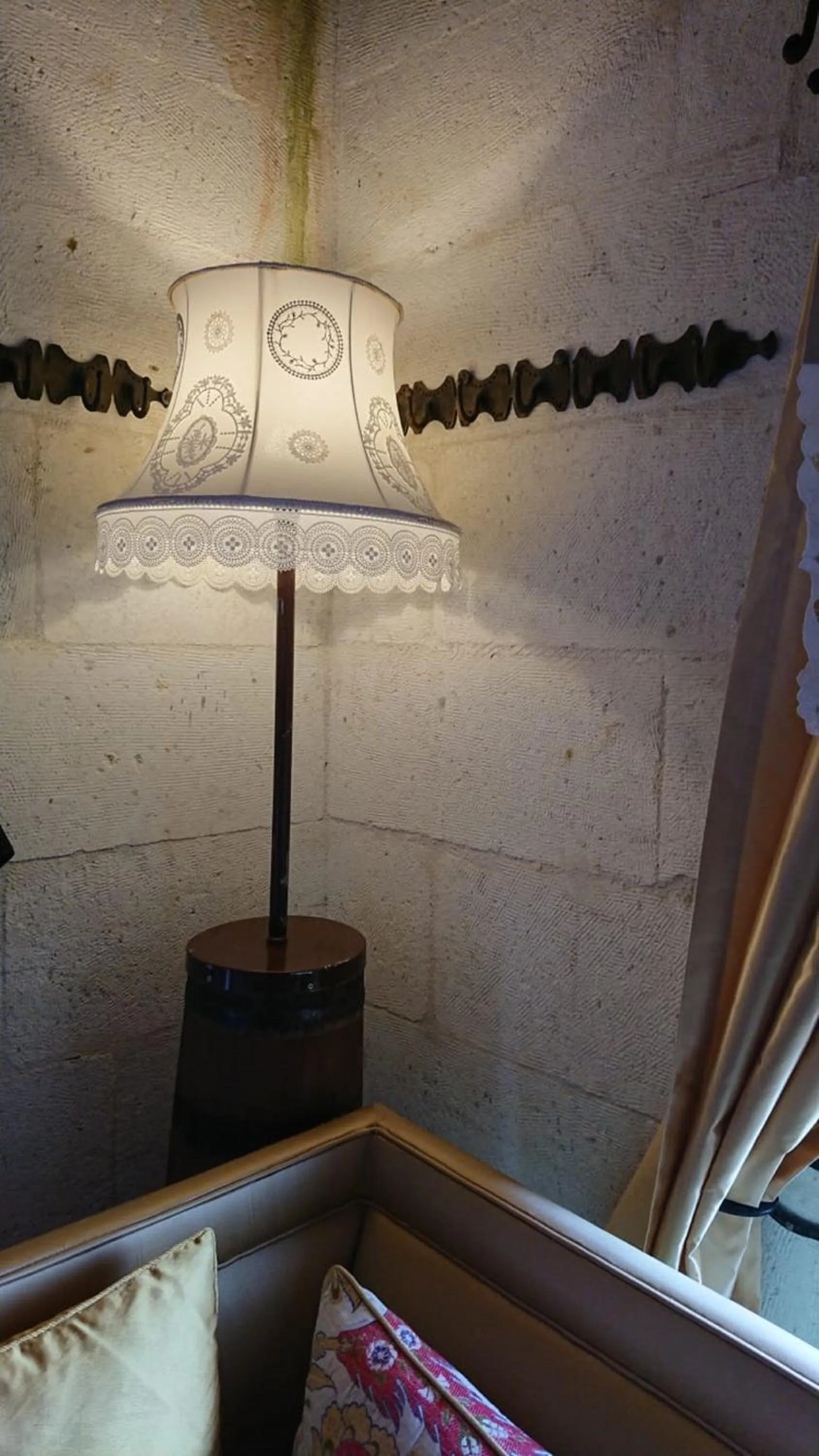 Communal lounge/ TV room in Pigeon Hotel Cappadocia