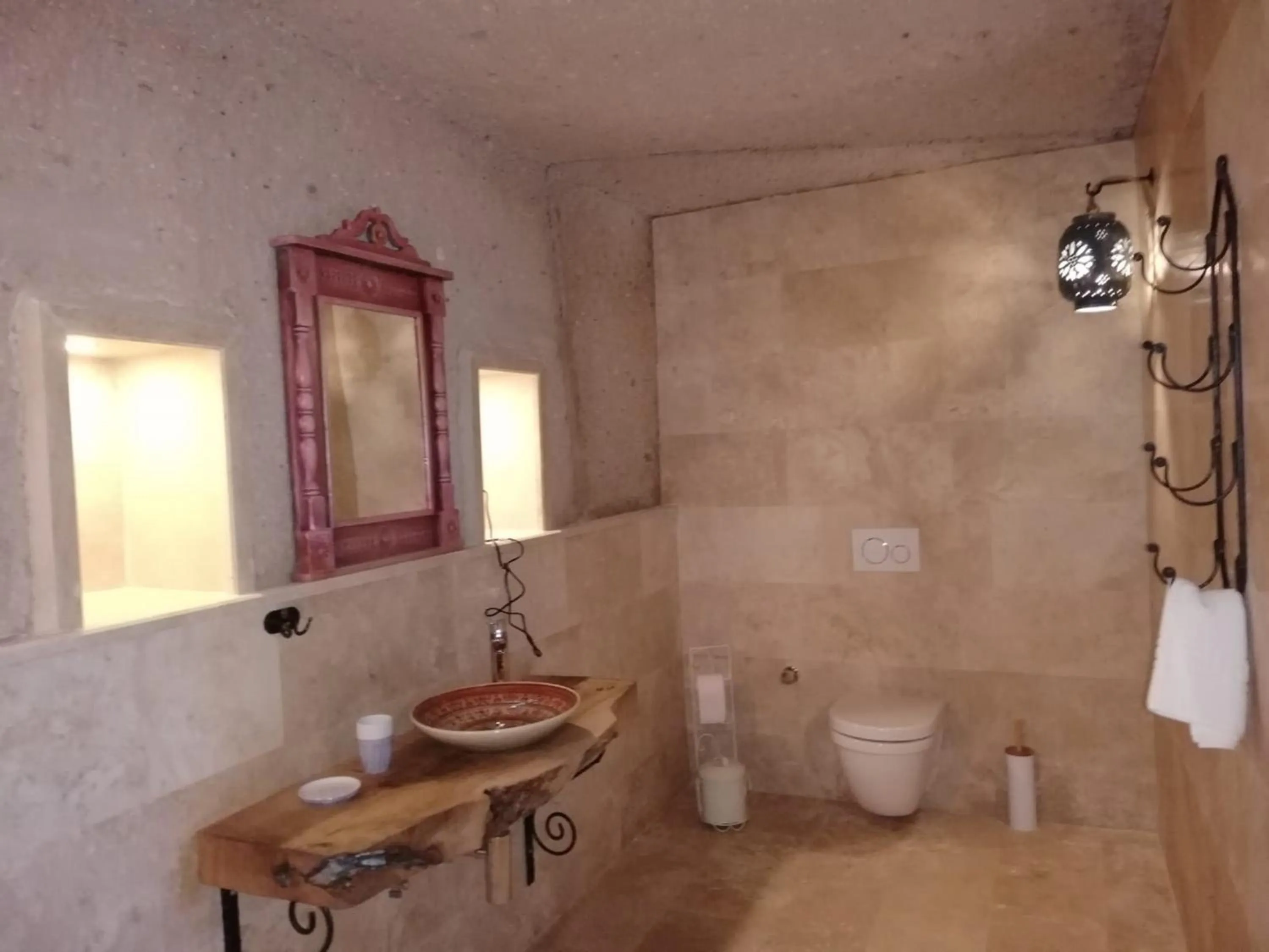 Toilet in Pigeon Hotel Cappadocia