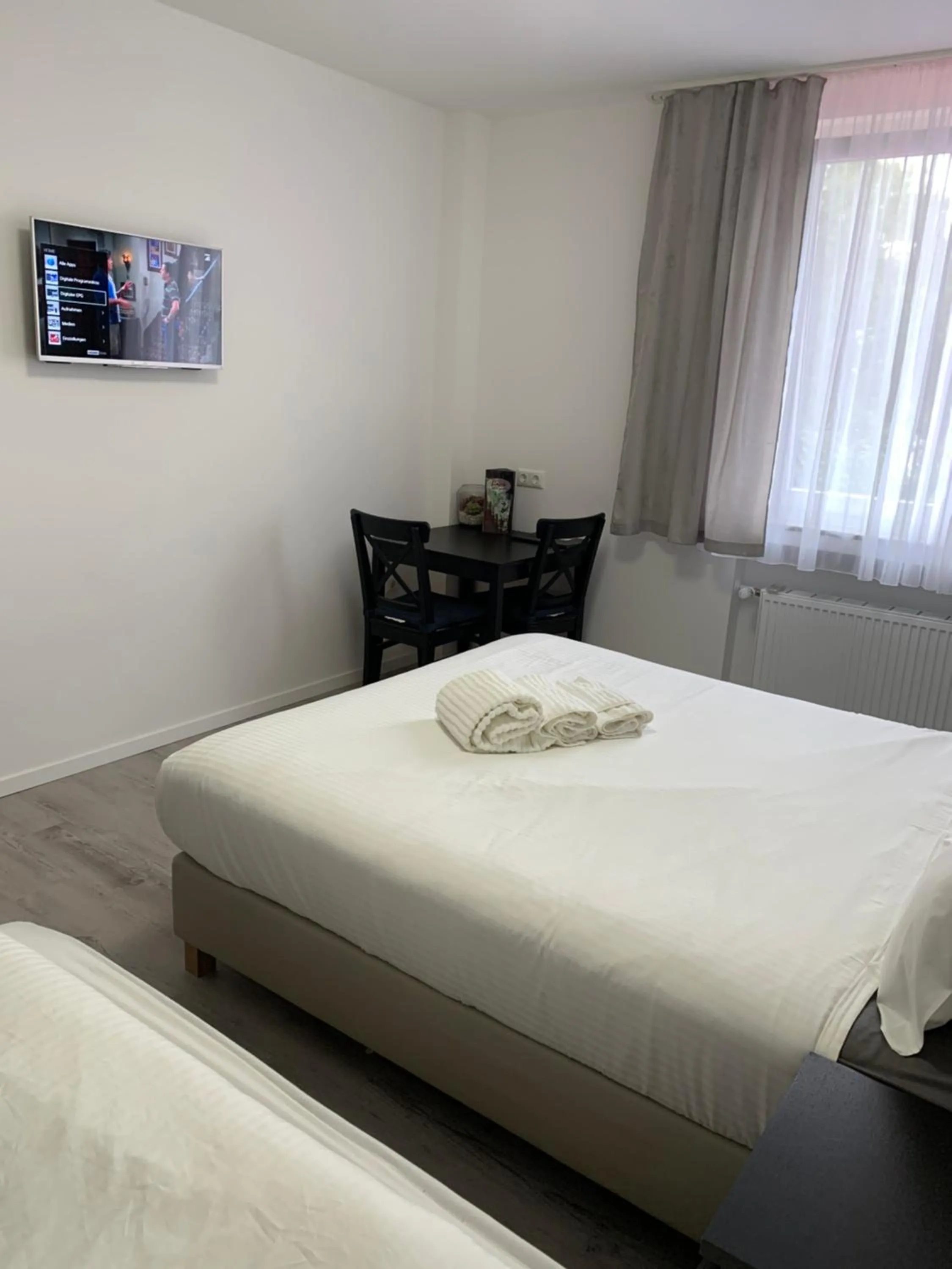 TV and multimedia, Bed in Apartments am Rheingarten