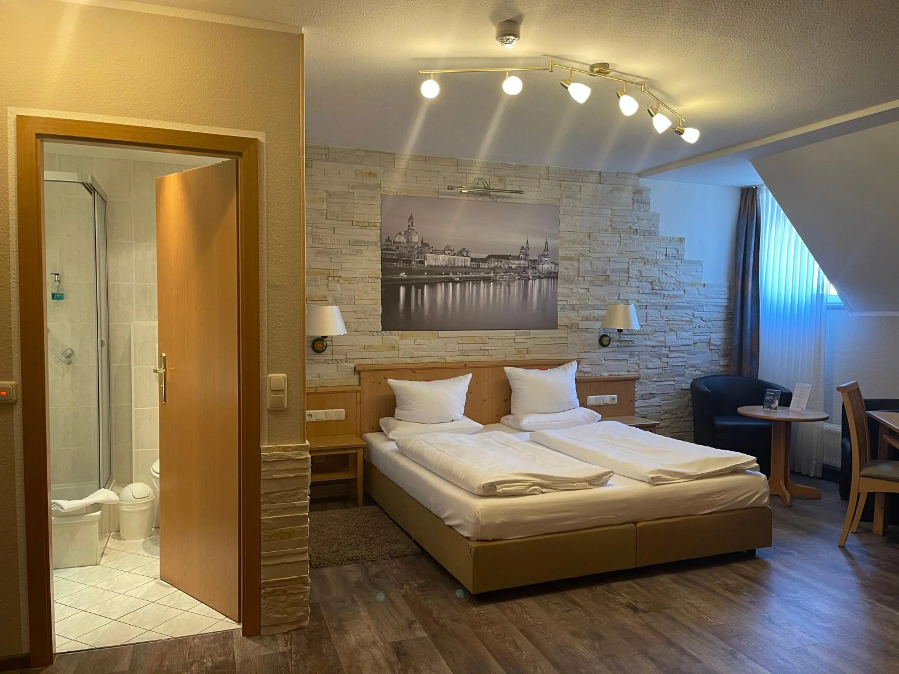 Photo of the whole room, Bed in Hotel Zum Bären