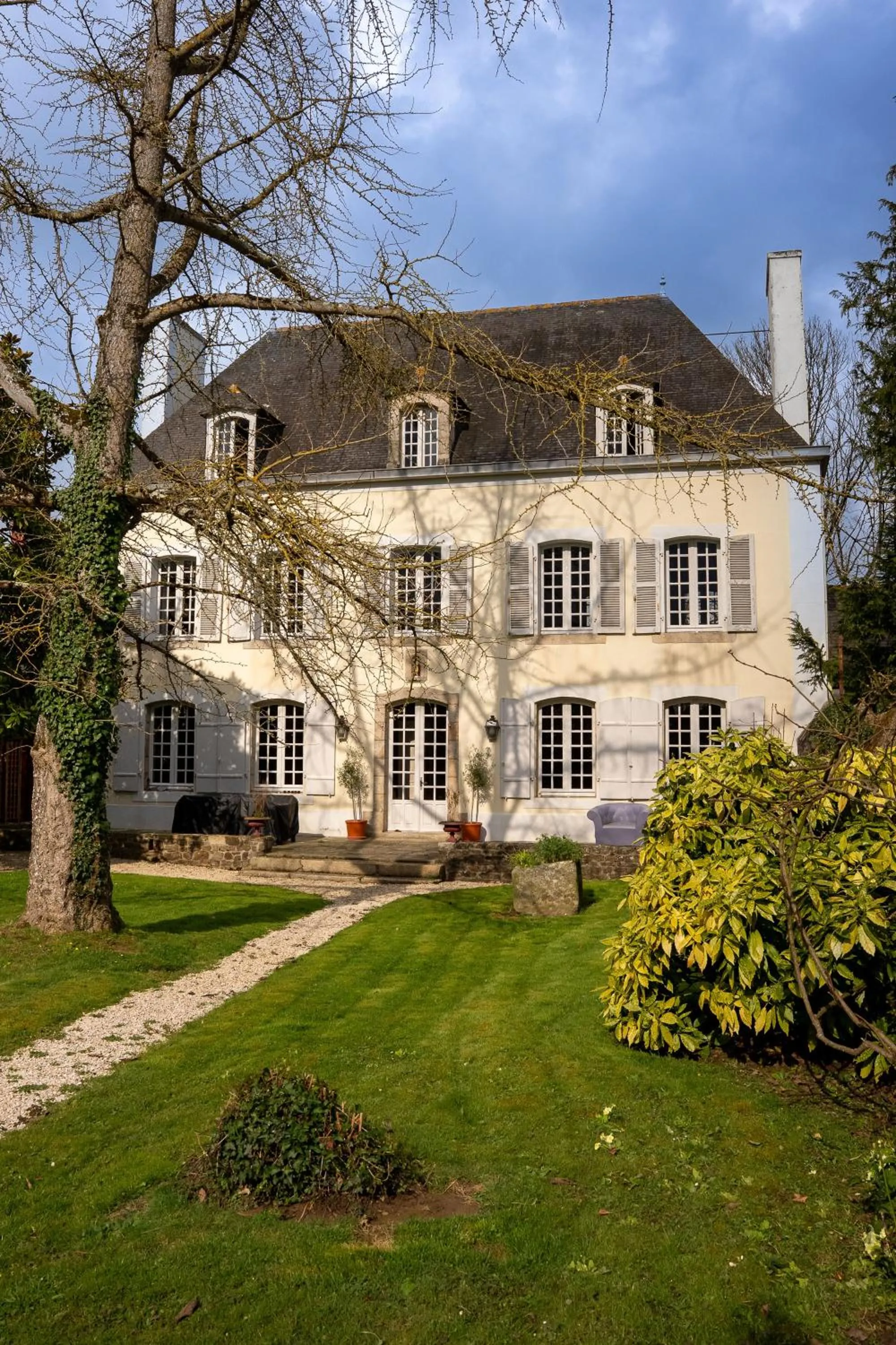 Property building in La Meffrais 1741 - Manoir Élégant - B&B - Parking - 3 min de Dinan