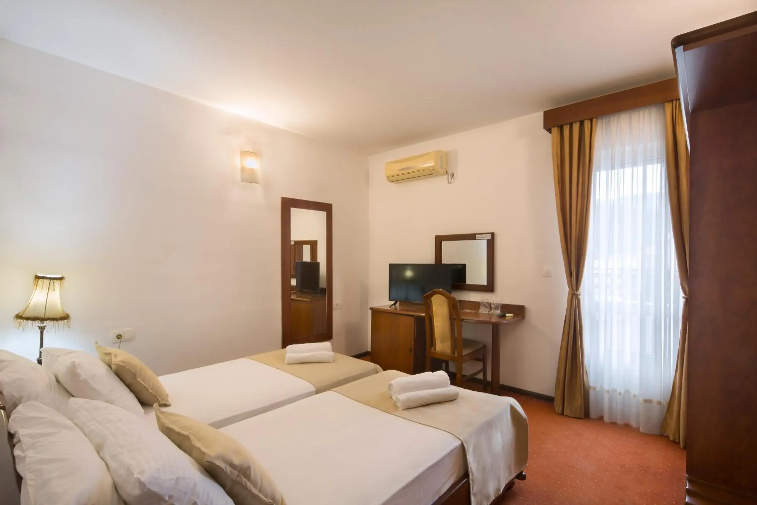 Standard Twin Room in Villa Ljubanovic Standard Twin Room in Villa Ljubanovic