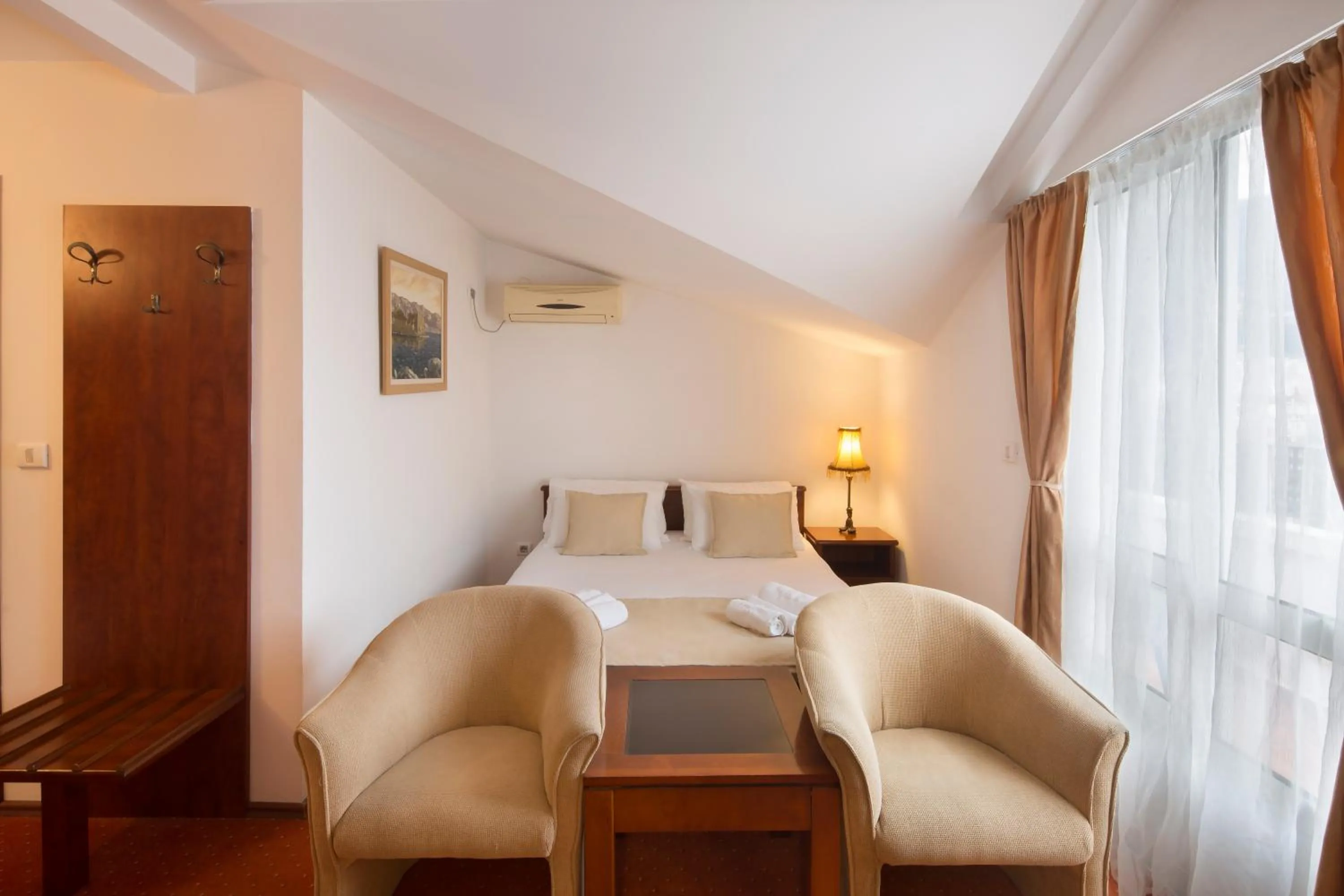 Bed in Villa Ljubanovic