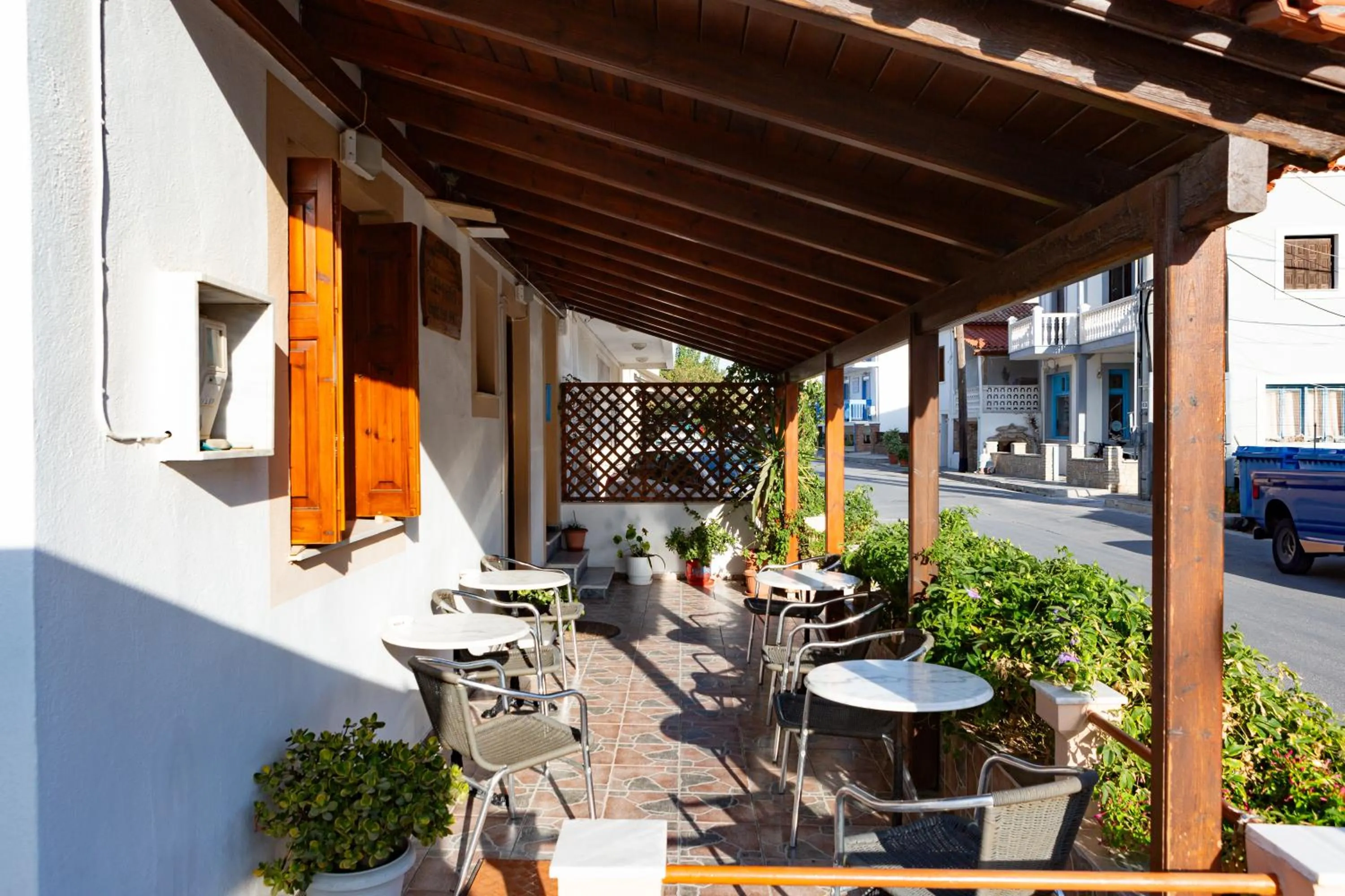 Patio in Lefteris Rooms