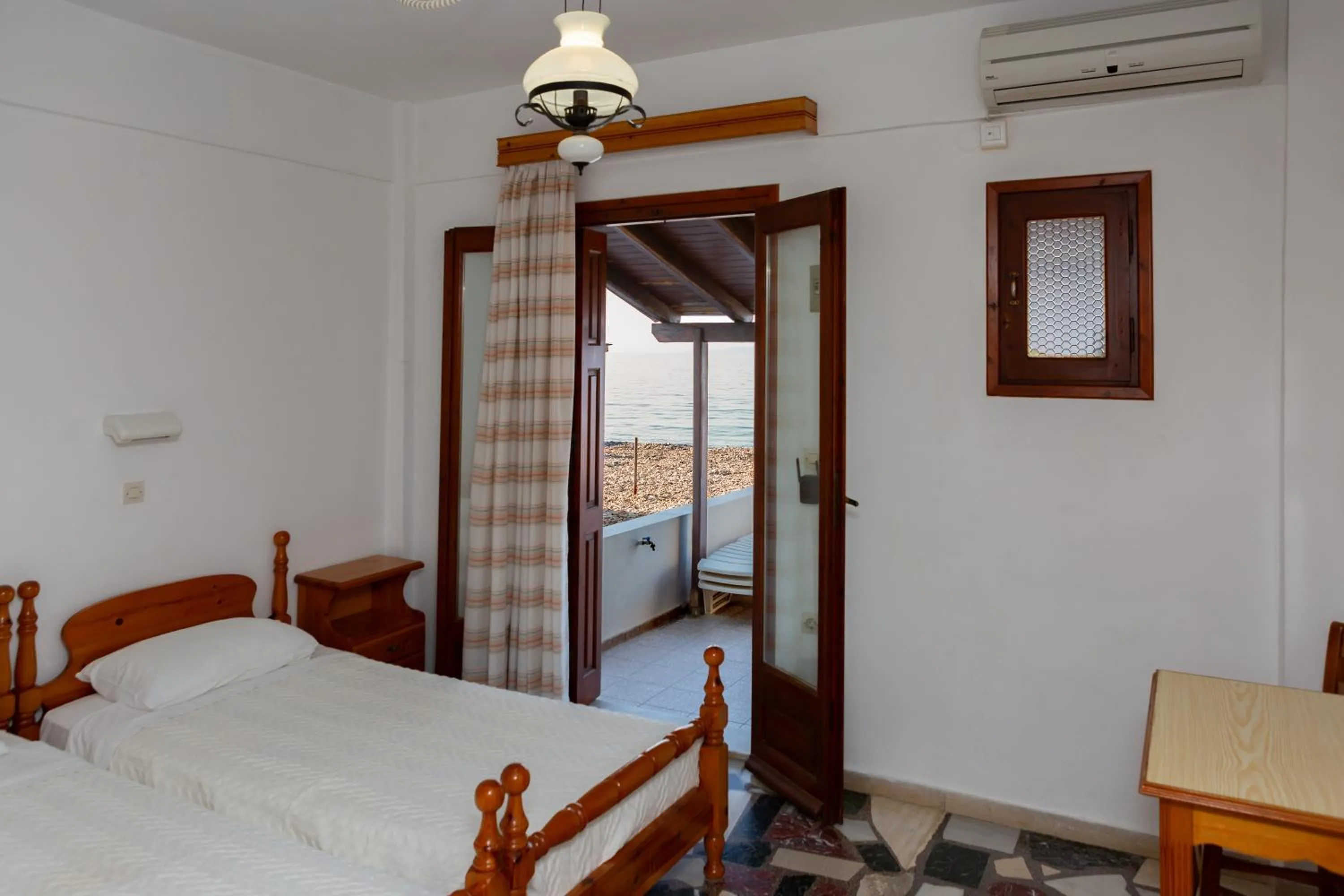 Photo of the whole room, Bed in Lefteris Rooms