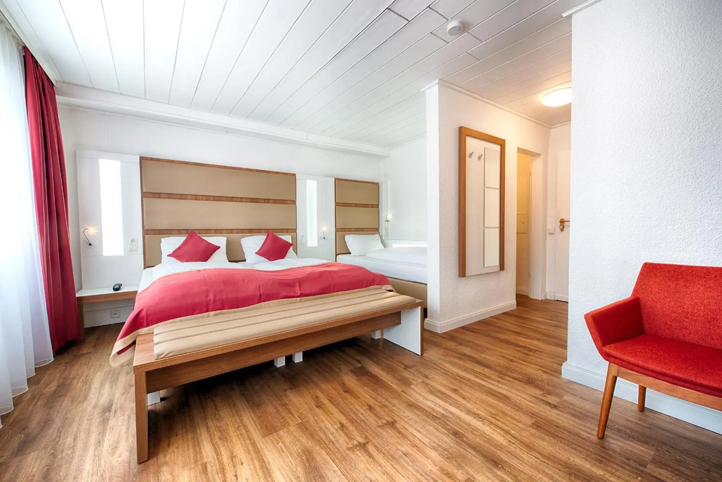 Bedroom, Bed in Hotel Senator Bedroom, Bed in Hotel Senator