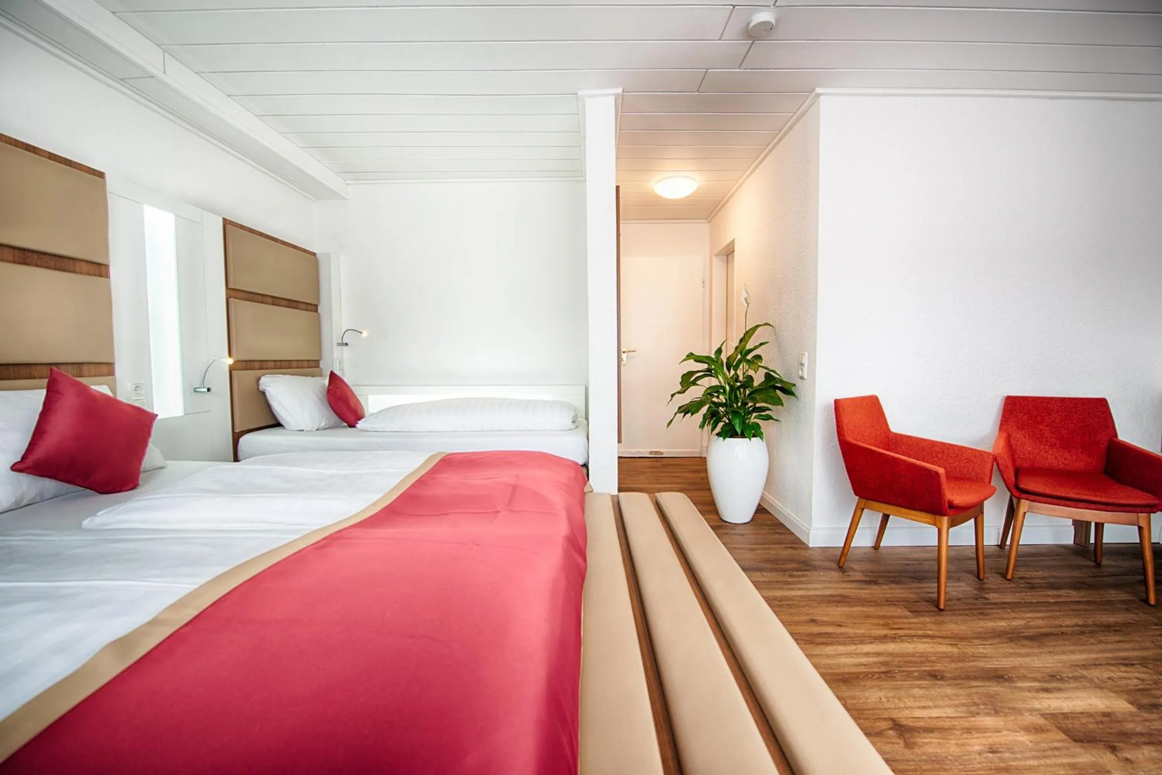 Bedroom, Bed in Hotel Senator