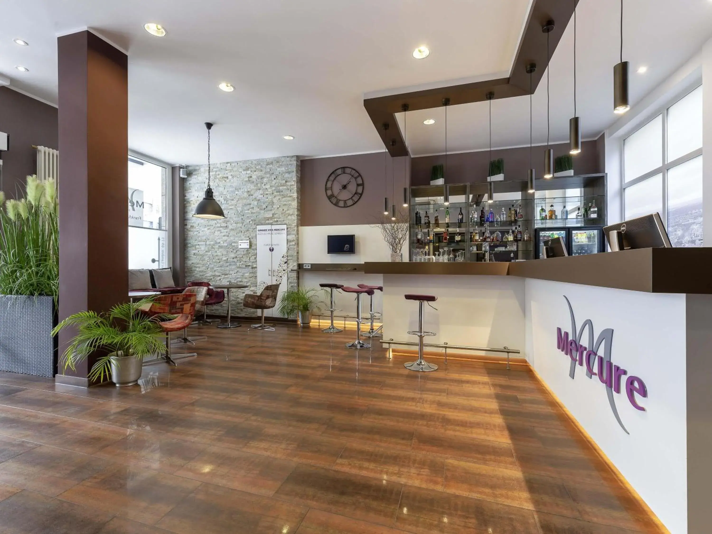 Property building in Mercure Frankfurt City Messe Property building in Mercure Frankfurt City Messe