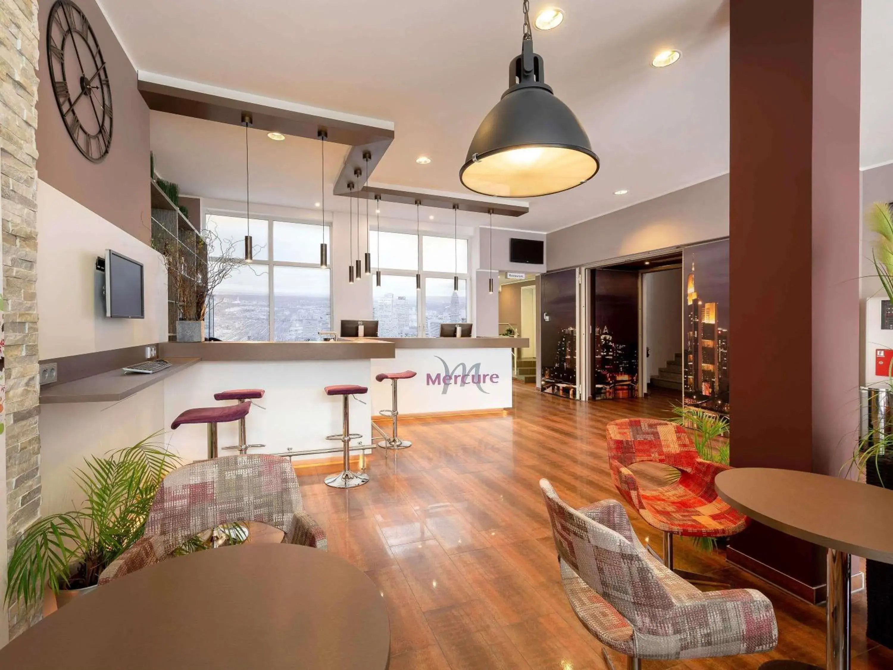 Property building in Mercure Frankfurt City Messe Property building in Mercure Frankfurt City Messe