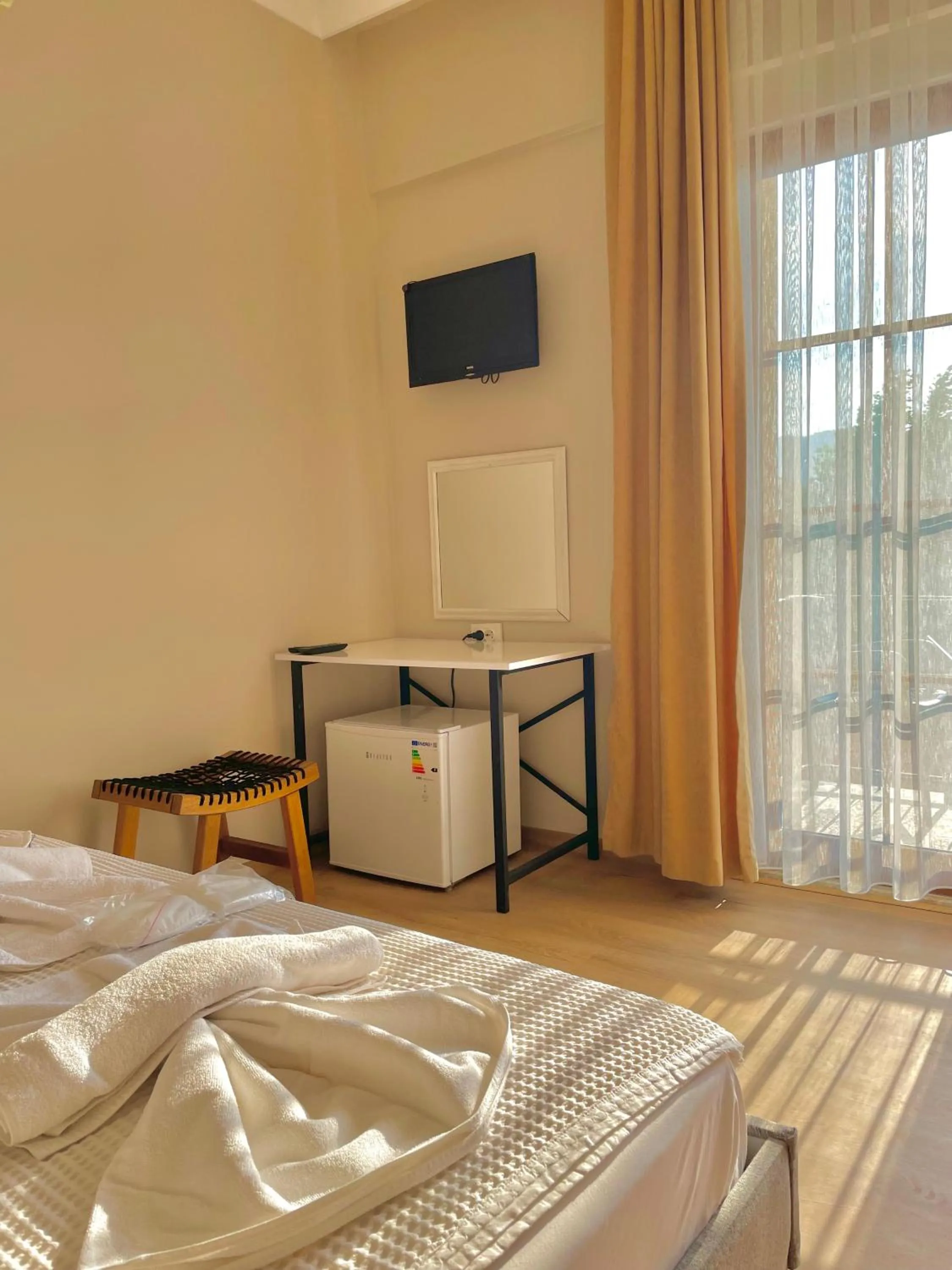 Decorative detail, Bed in Cennet Hotel