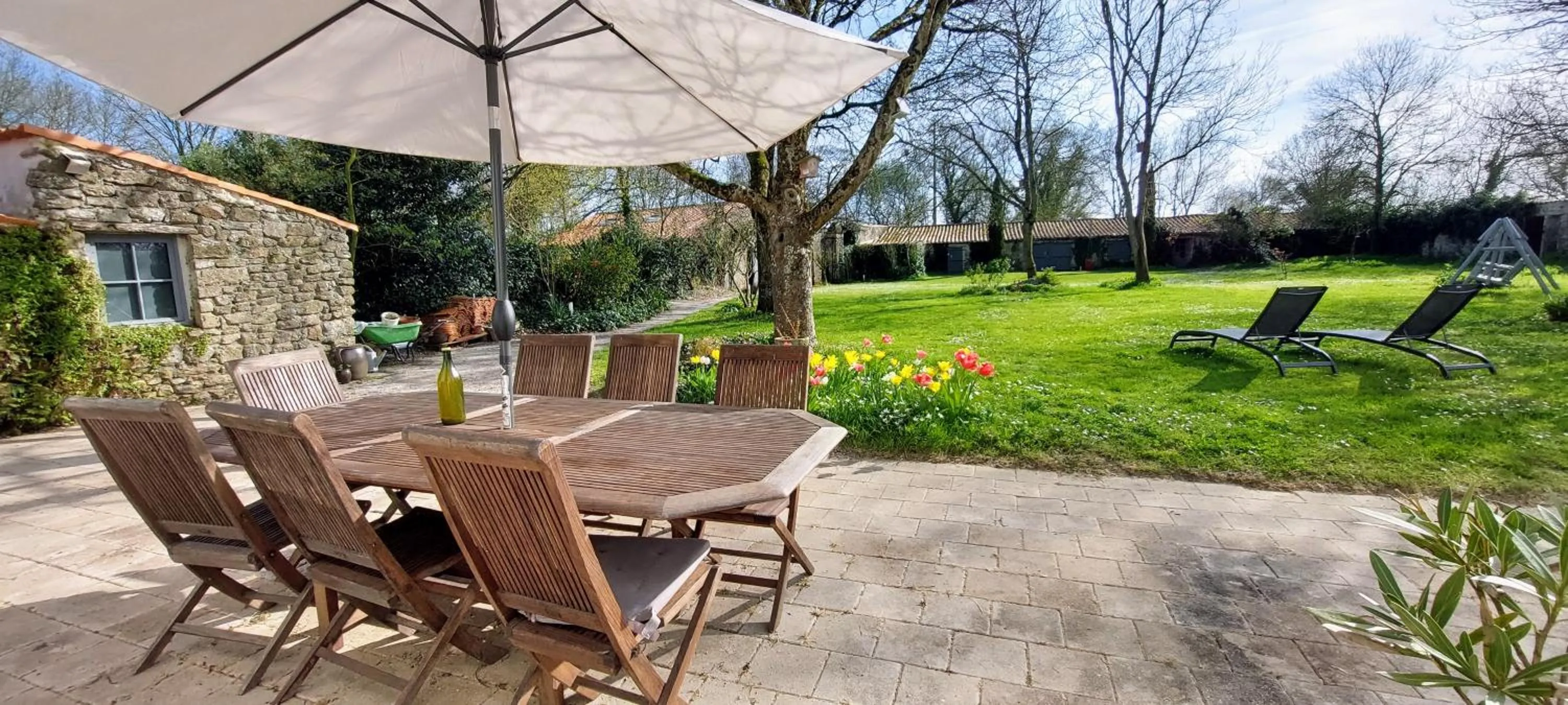 Patio in Au Logis de la Mongie