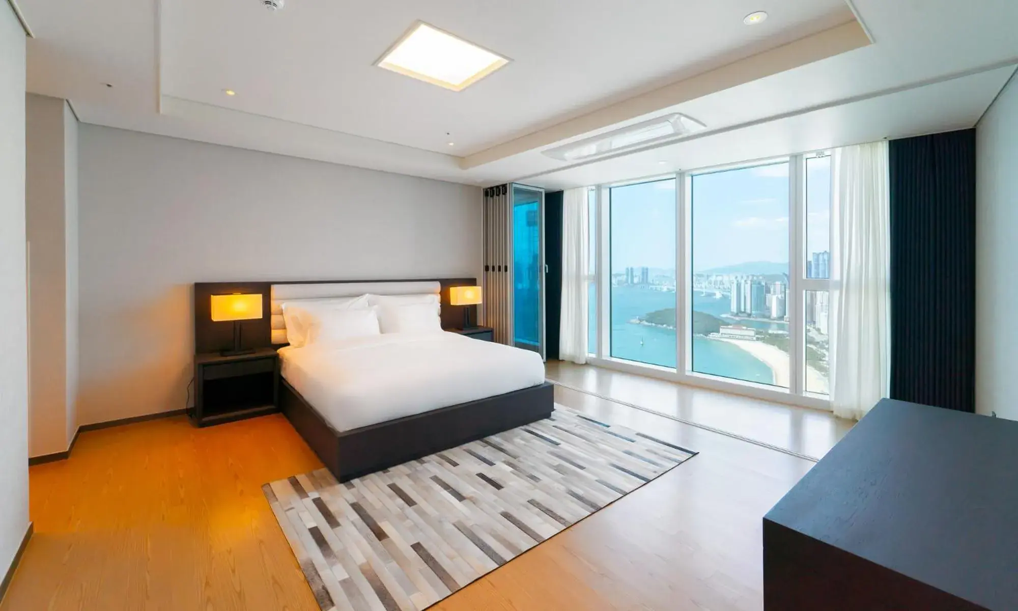 Royal Suite with Ocean View in Grand Lct Residence Royal Suite with Ocean View in Grand Lct Residence