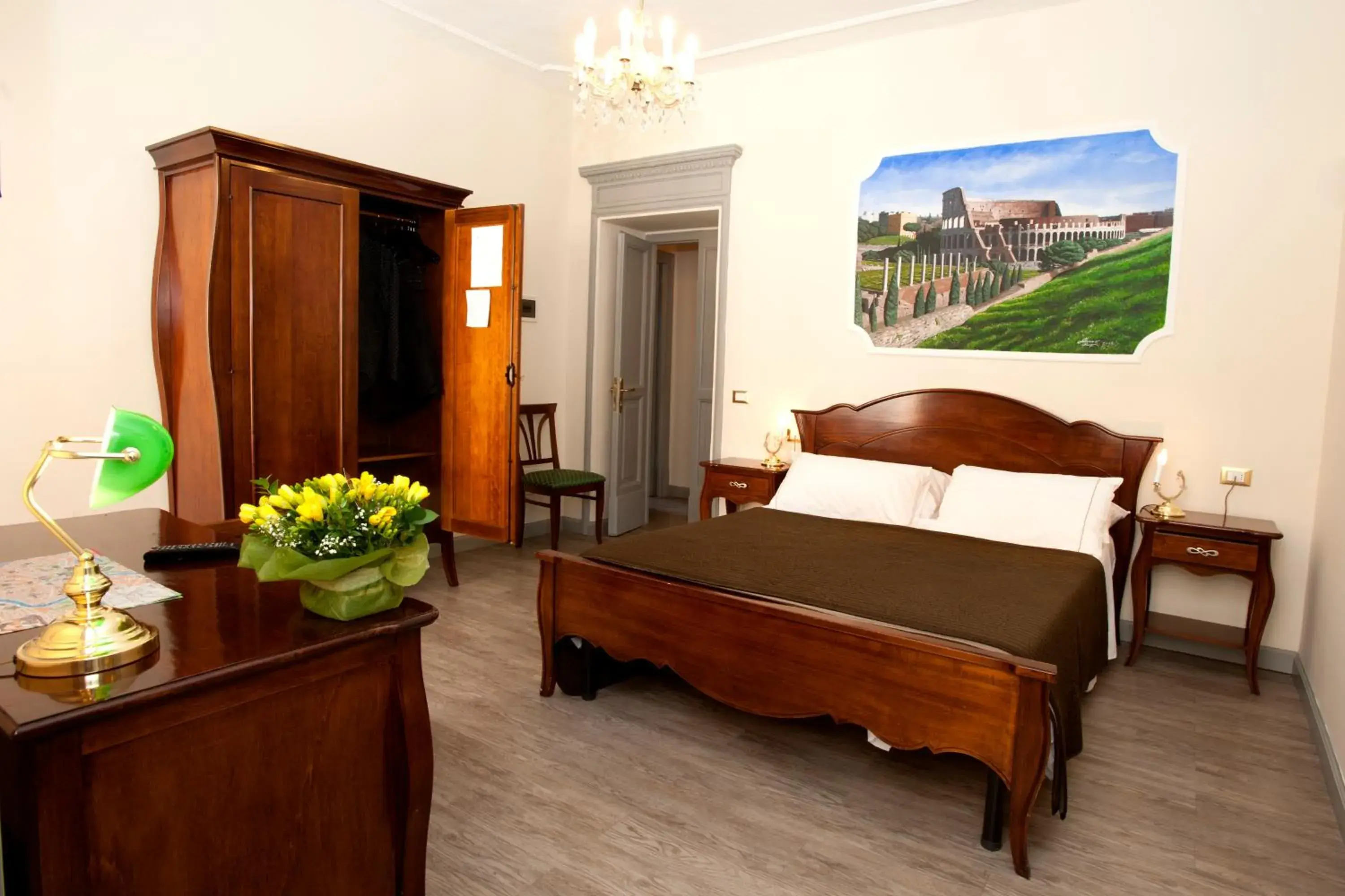 Three-Bedroom Apartment in Sleep In Rome Ludovisi Three-Bedroom Apartment in Sleep In Rome Ludovisi