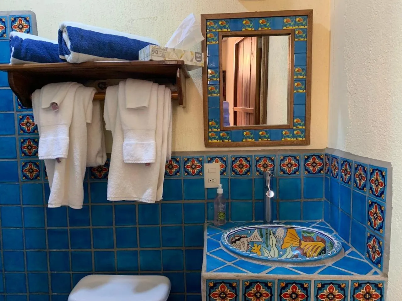 Bathroom in Hotel Casamar Suites