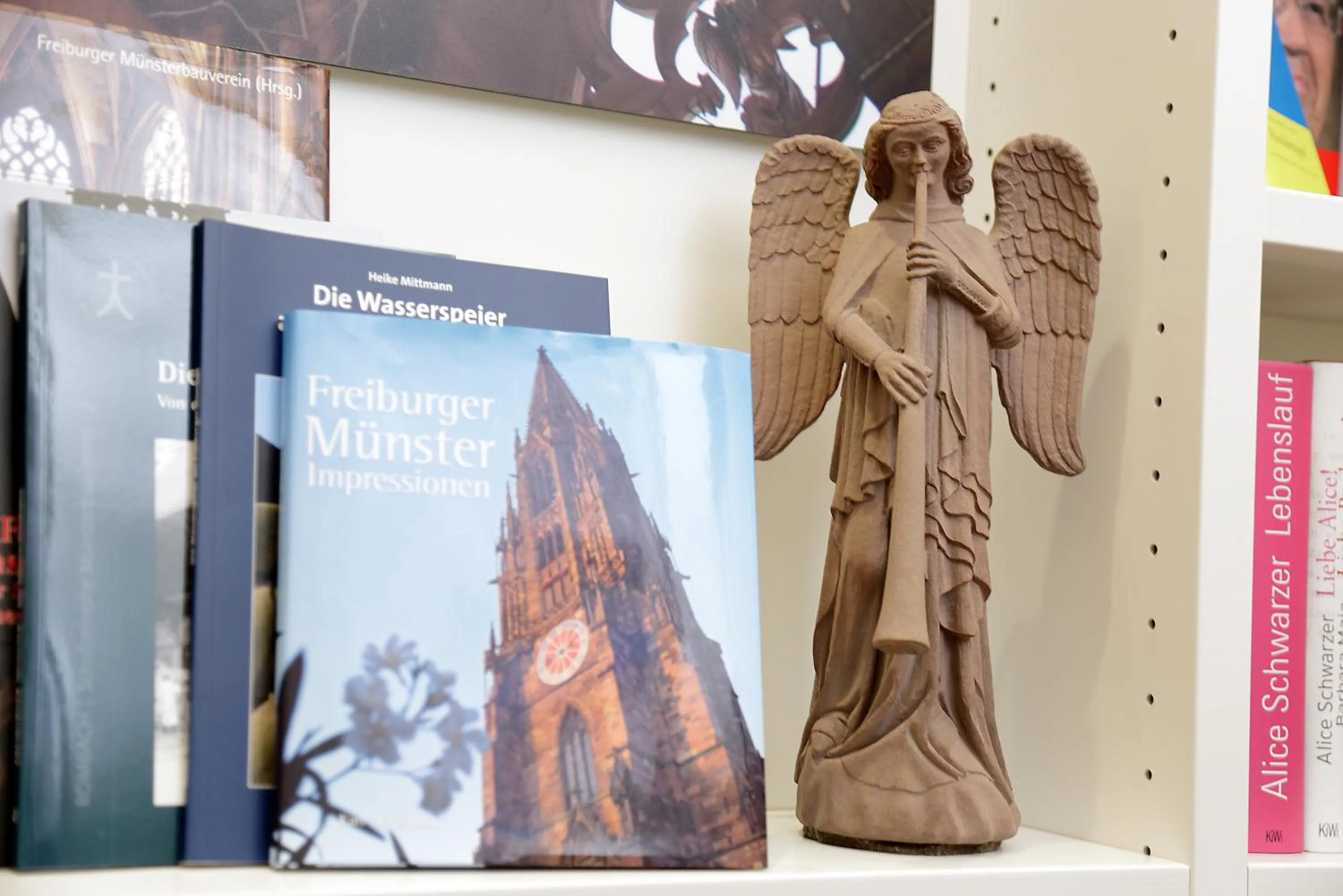 Decorative detail in Park Hotel Post