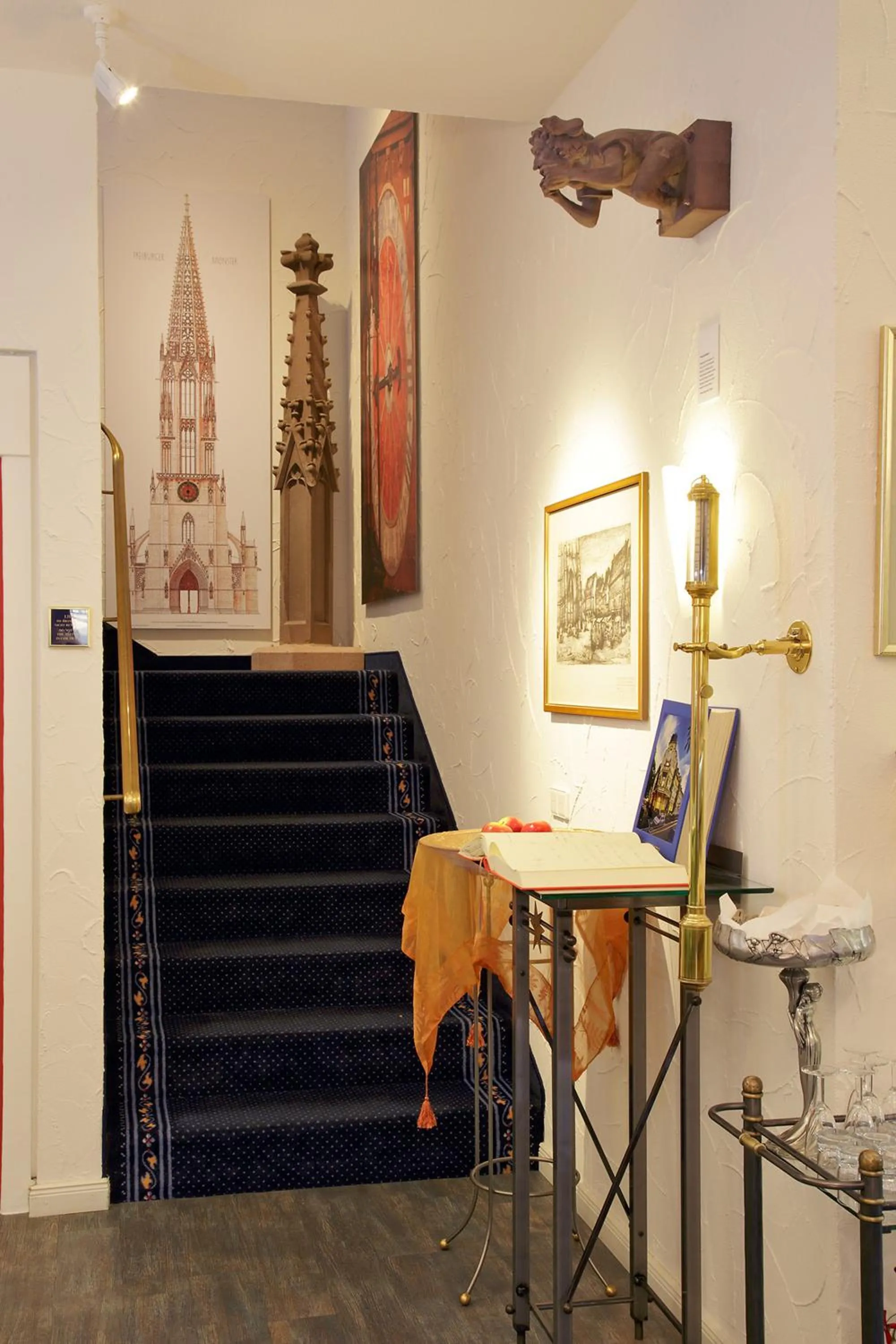 Decorative detail in Park Hotel Post