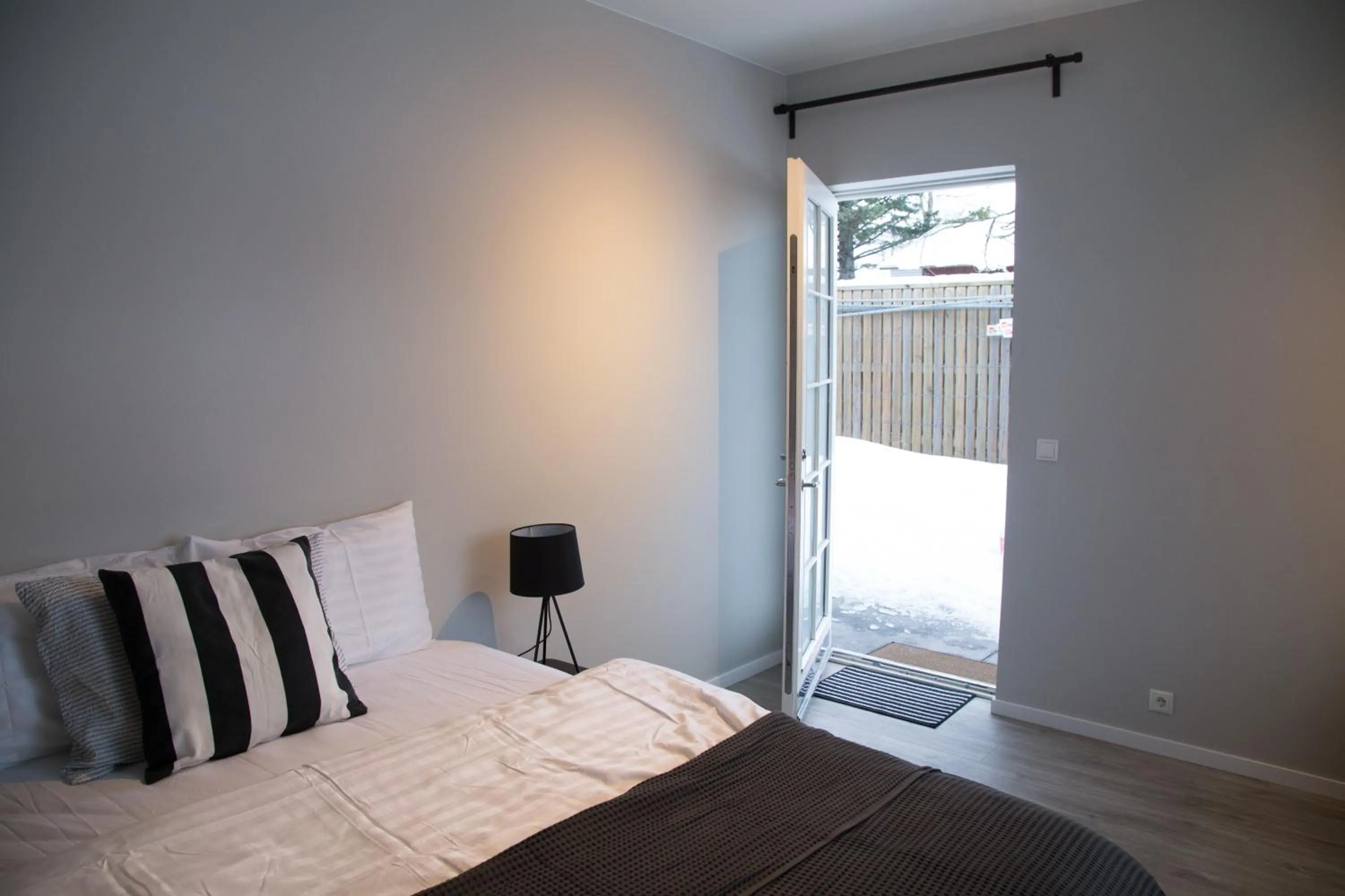 Bed in Varmi Guesthouse Apartments & rooms