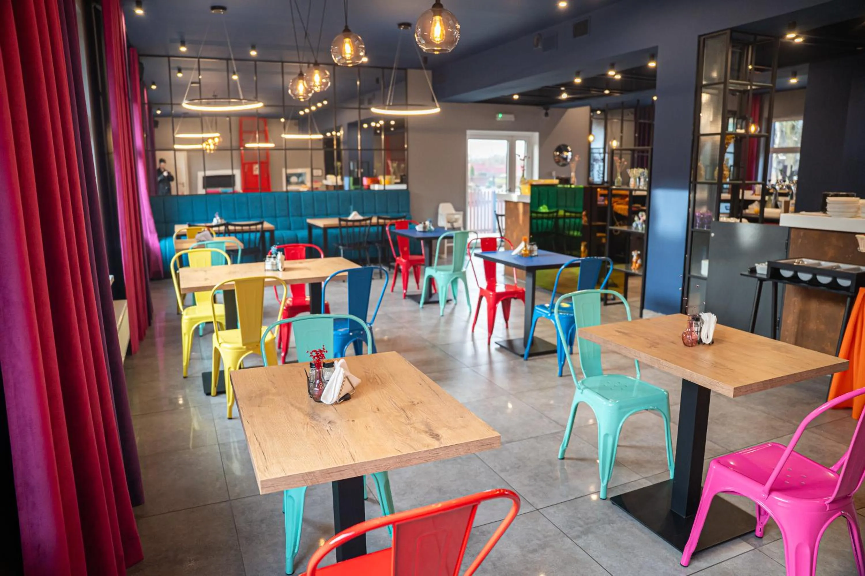 Restaurant/places to eat in IND.U Apartamenty