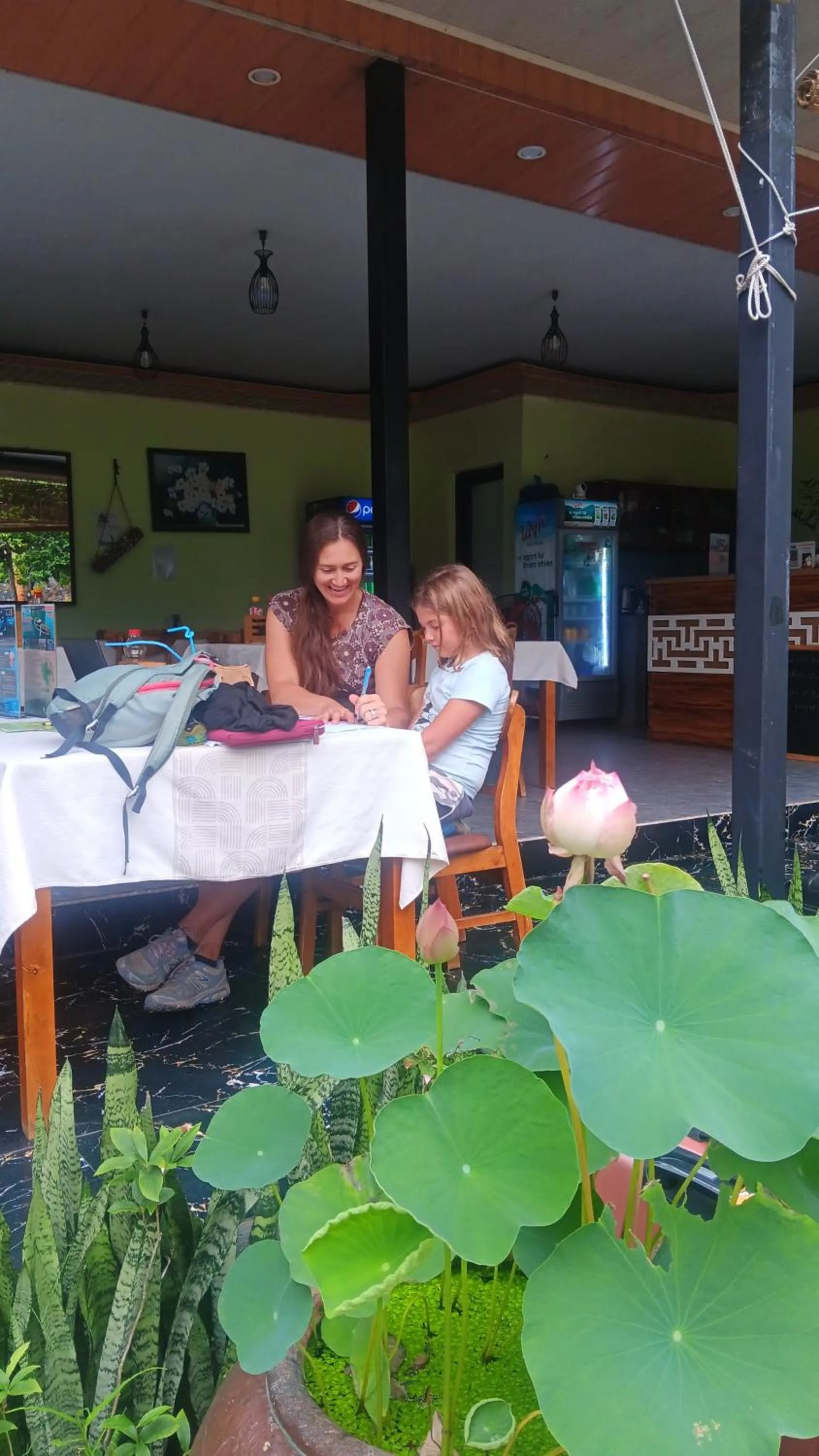 Restaurant/places to eat in Tran Chau Garden Home