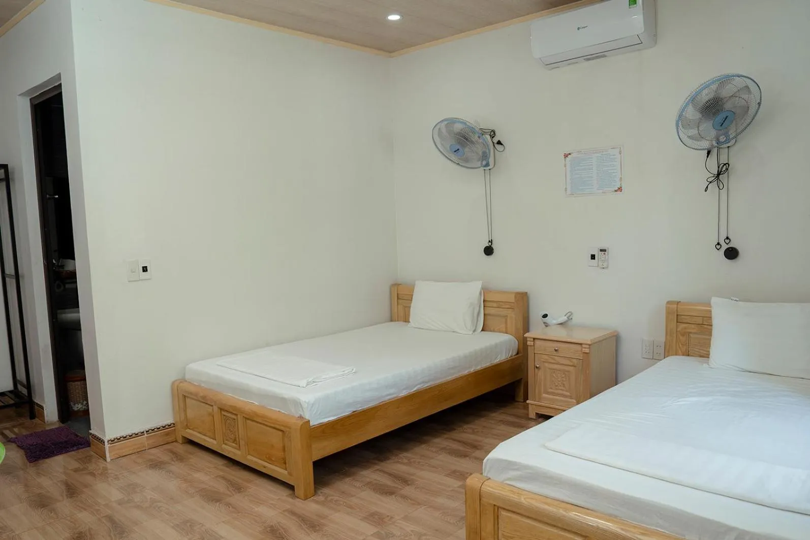 Bed in Tran Chau Garden Home