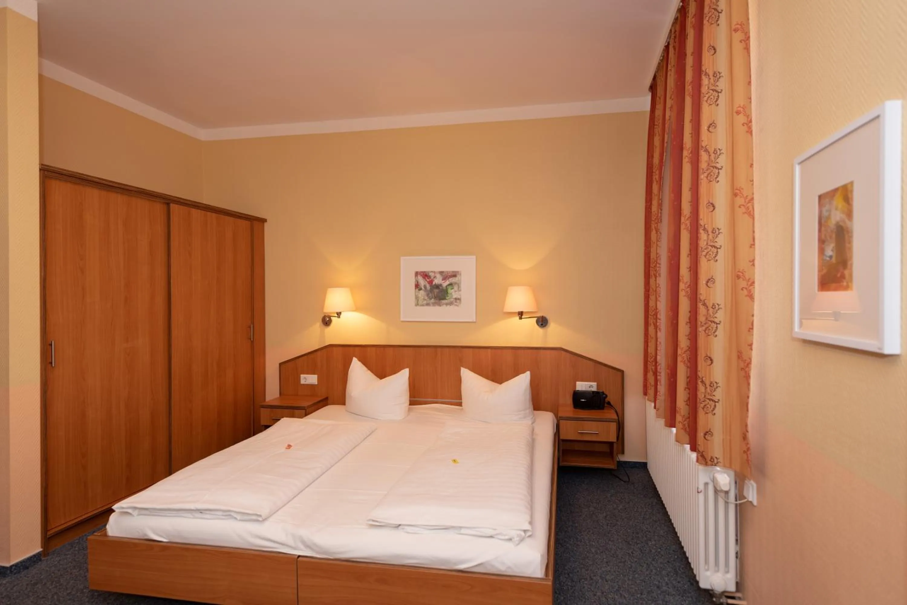 Photo of the whole room, Bed in Hotel Europa