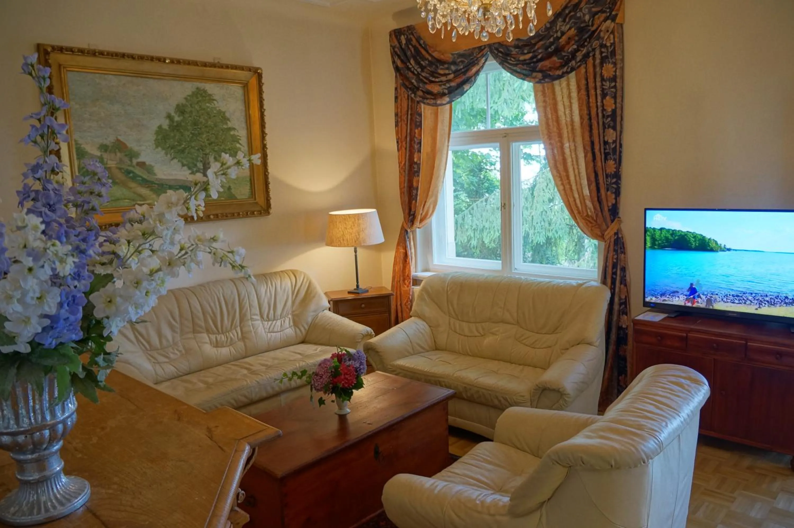 TV and multimedia in Hotel-Appartement-Villa Ulenburg