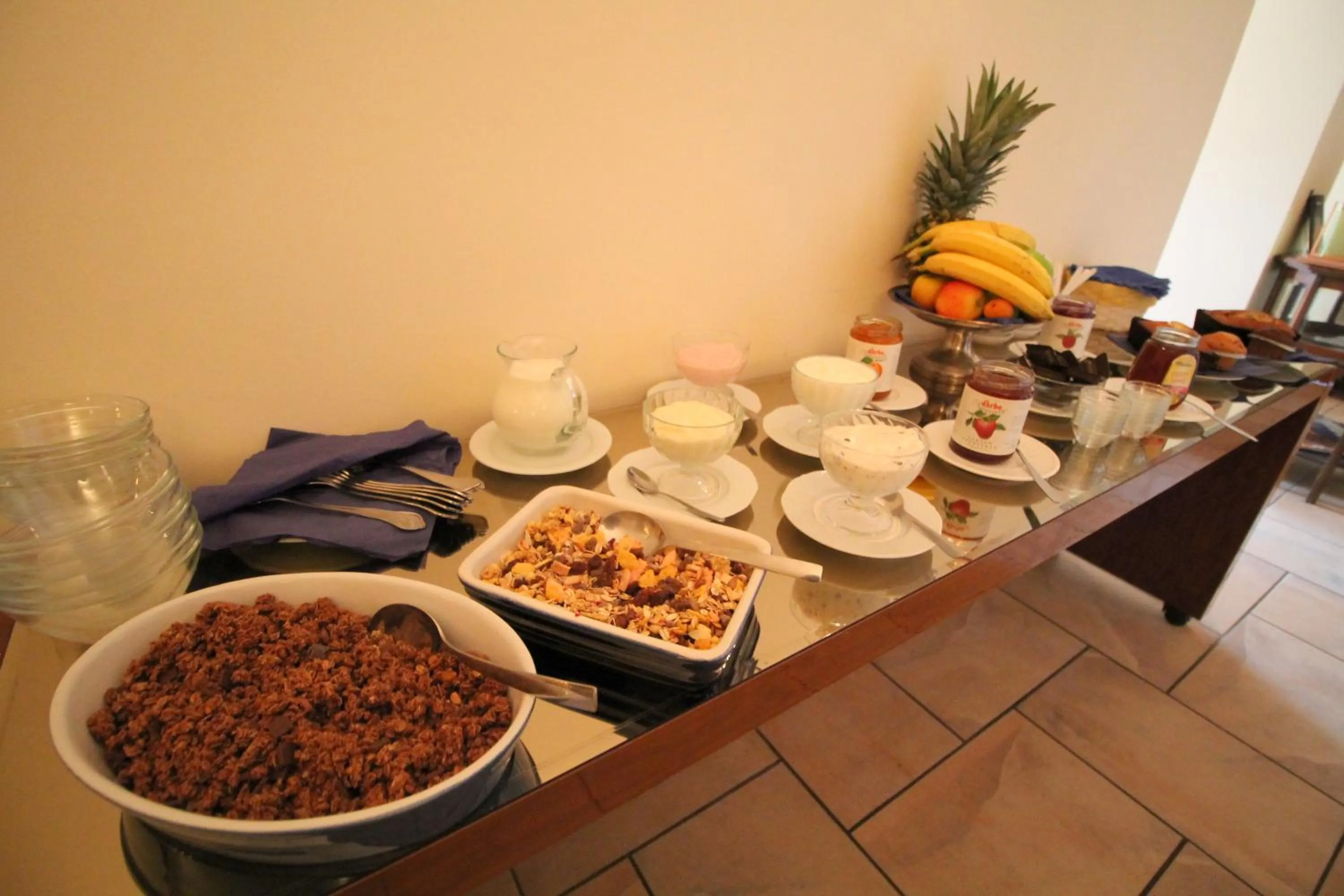 Buffet breakfast in Hotel-Appartement-Villa Ulenburg