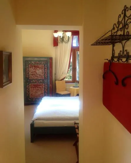 Decorative detail, Bed in Hotel Villa Herzog