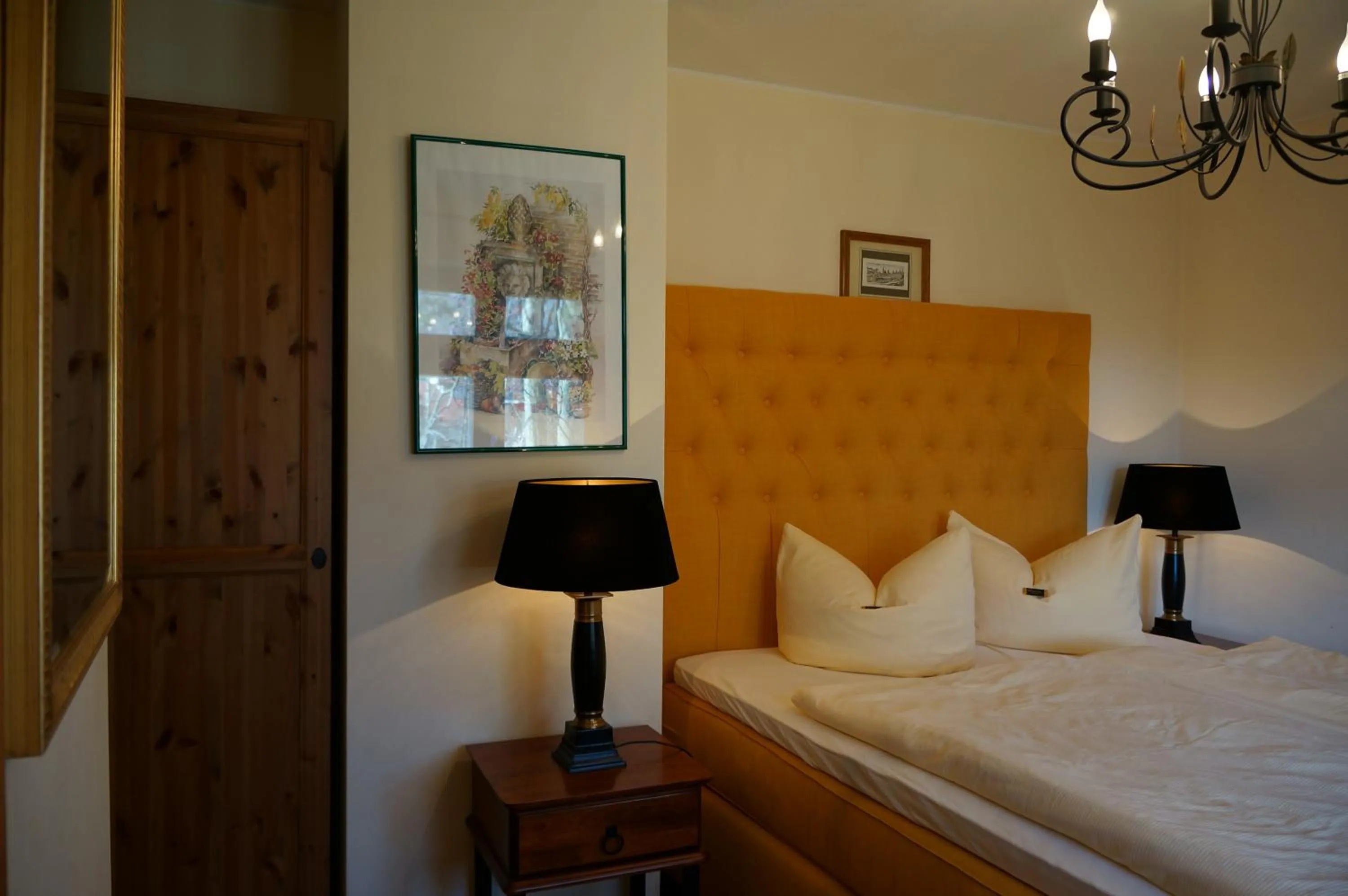 Photo of the whole room, Bed in Hotel Villa Herzog