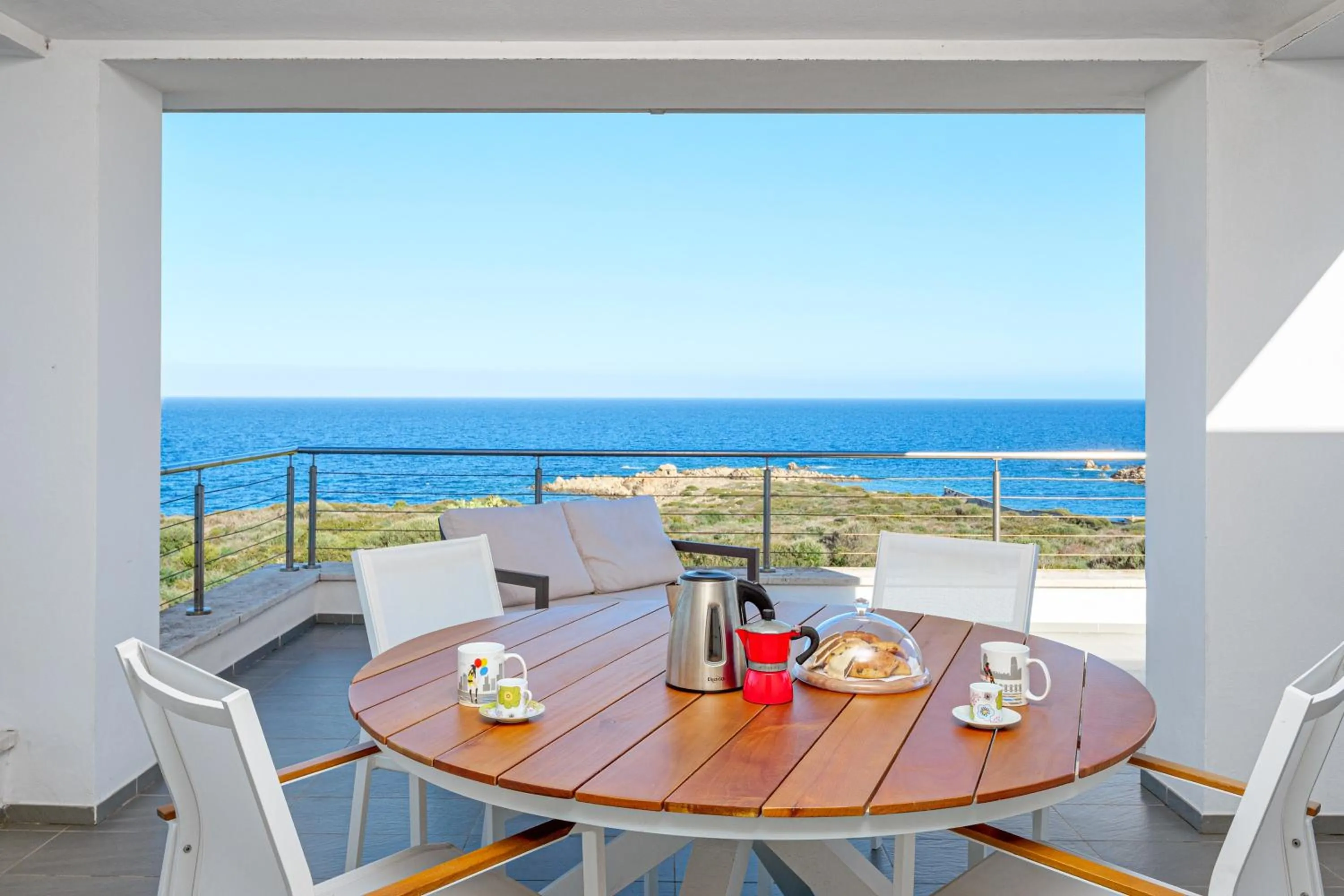 Property building in Villa Marconi Apartment 12a attico
