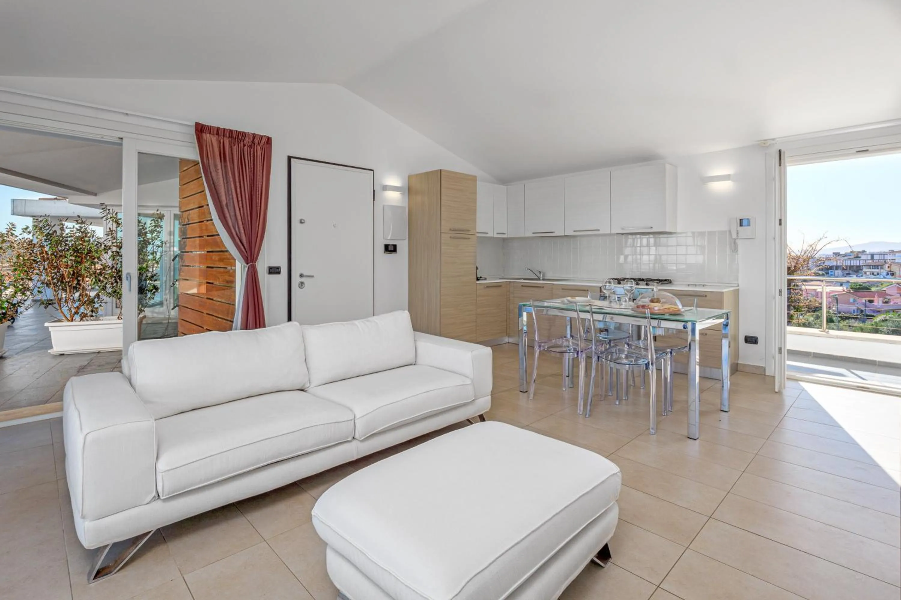 Property building in Villa Marconi Apartment 12a attico