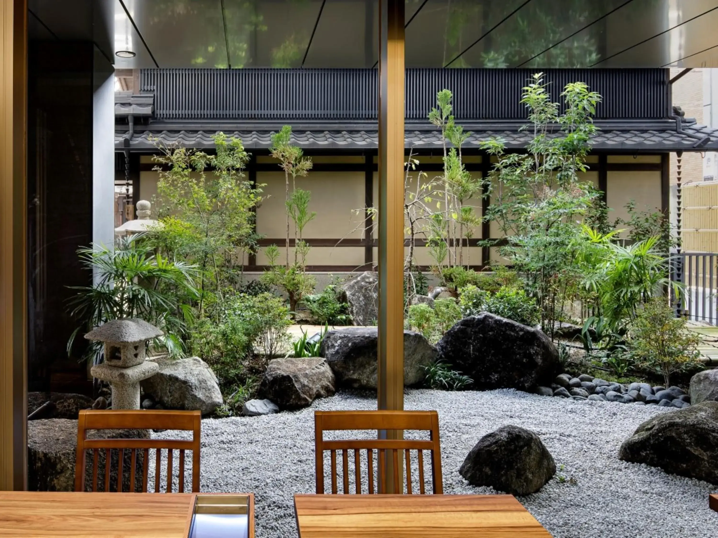 Restaurant/places to eat in HOTEL UNIZO Kyoto Karasuma Oike
