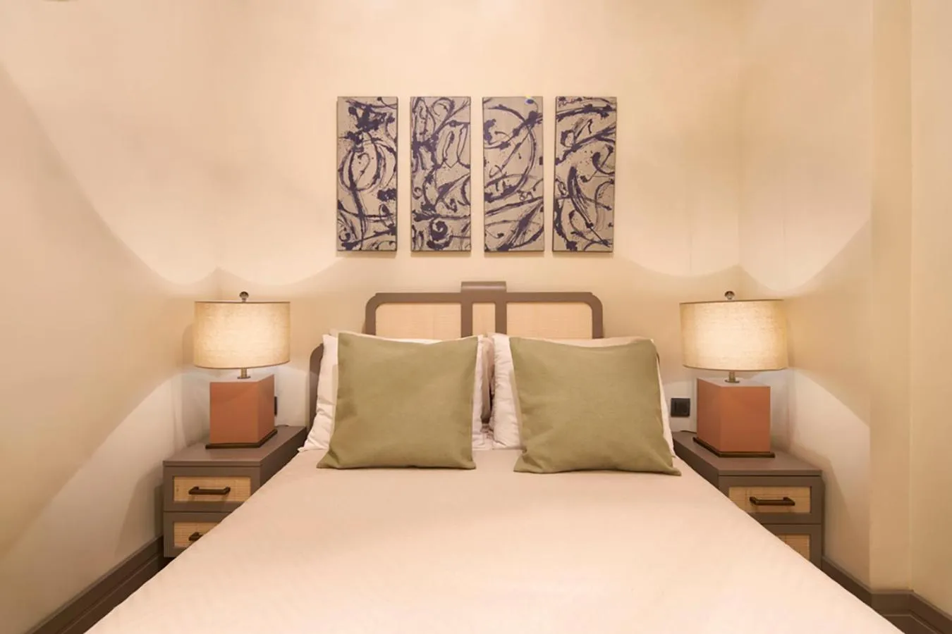 Bed in Root Redrock Yalıkavak