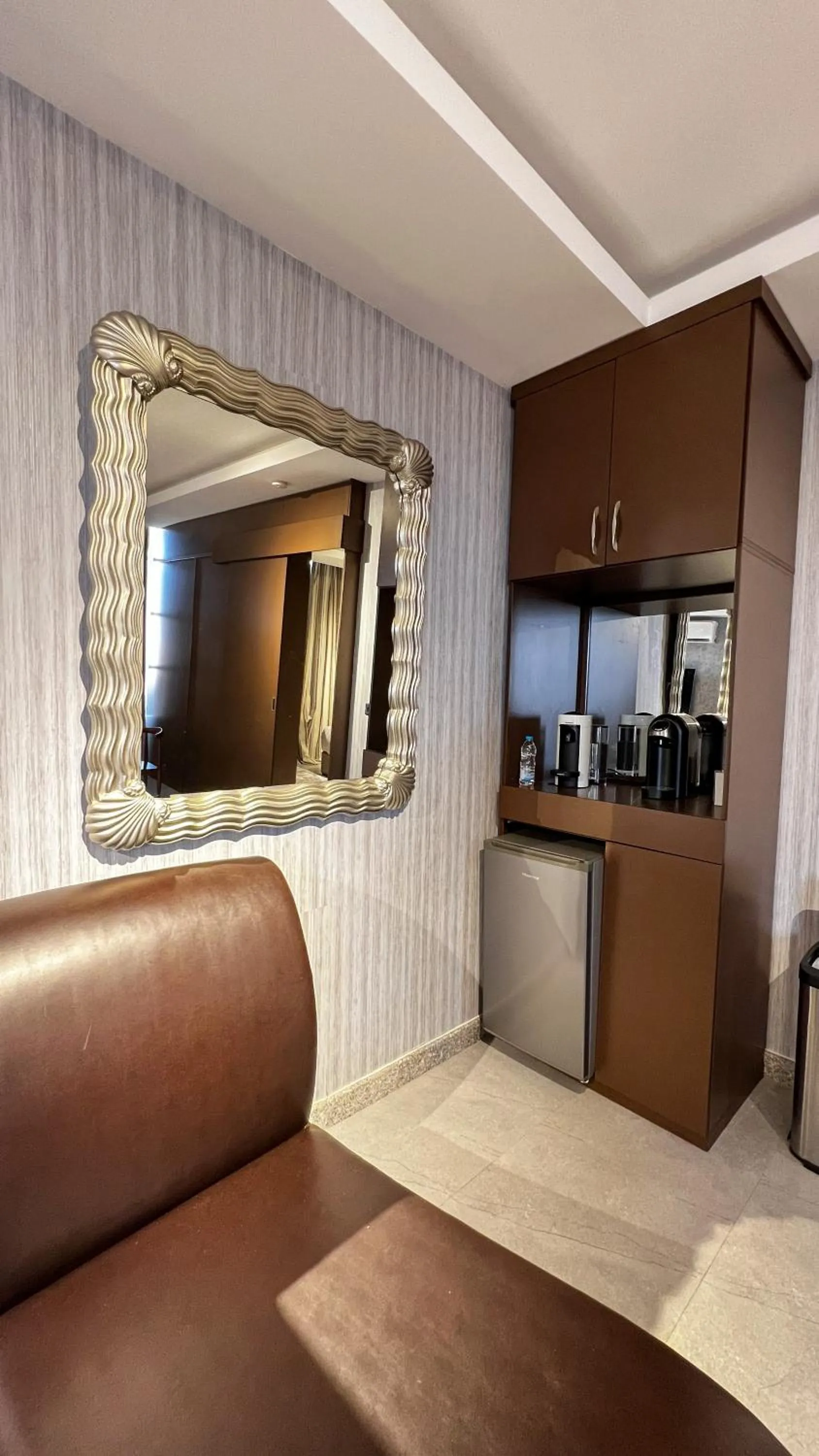 Coffee/tea facilities in Desert Inn Resort and Camp