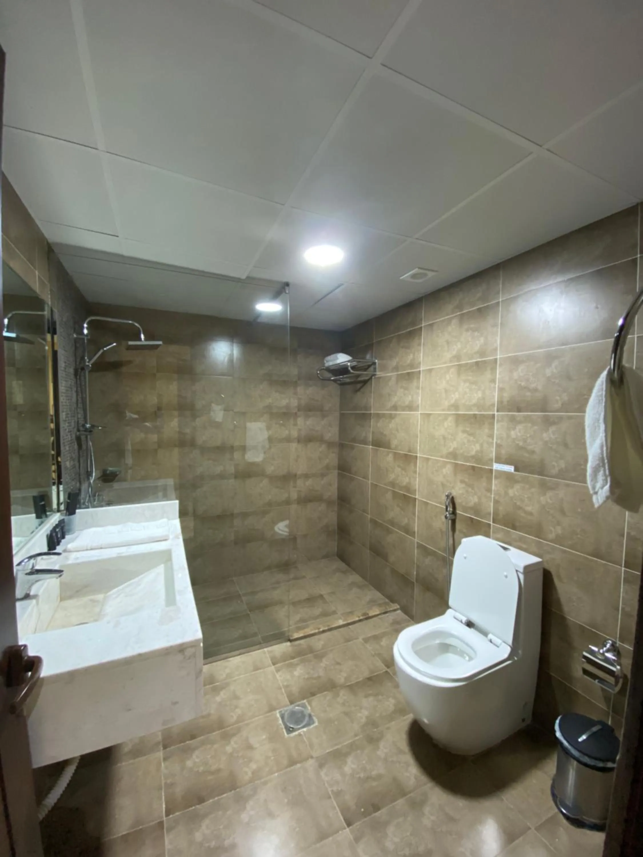 Desert Inn Resort and Camp