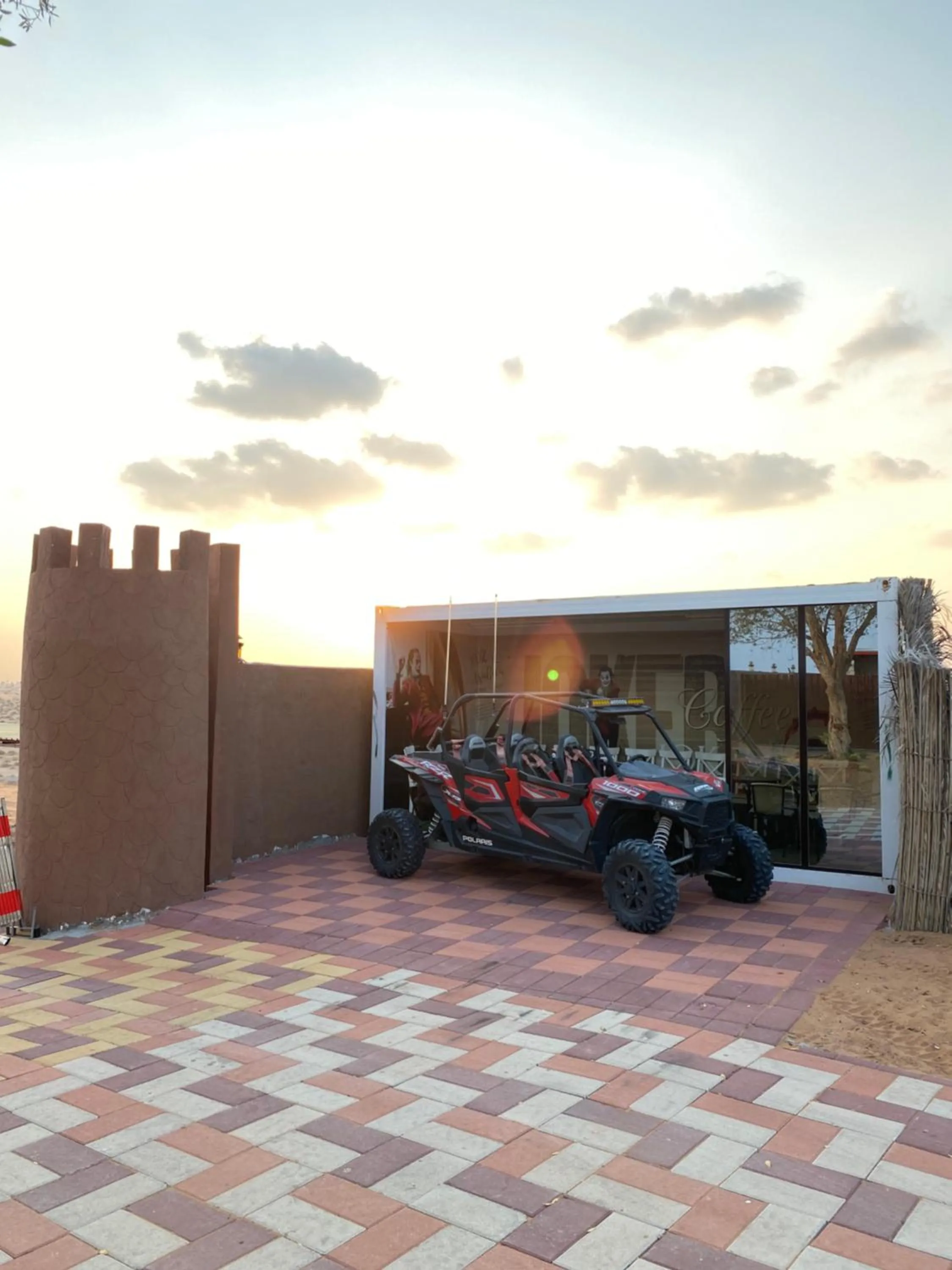 Desert Inn Resort and Camp