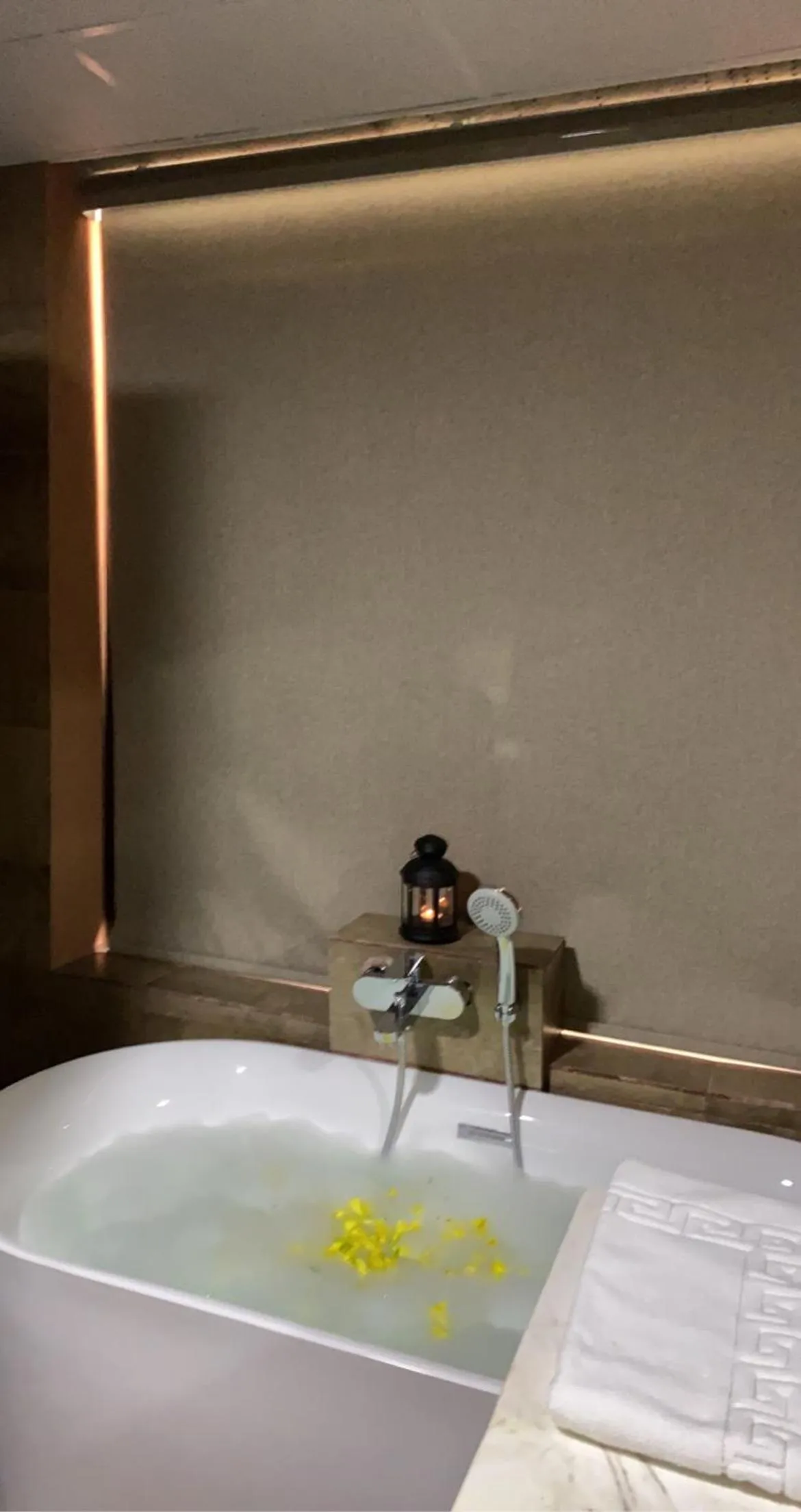 Desert Inn Resort and Camp