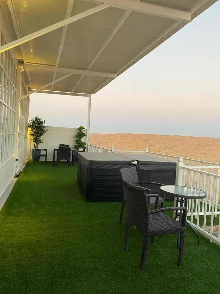 Desert Inn Resort and Camp